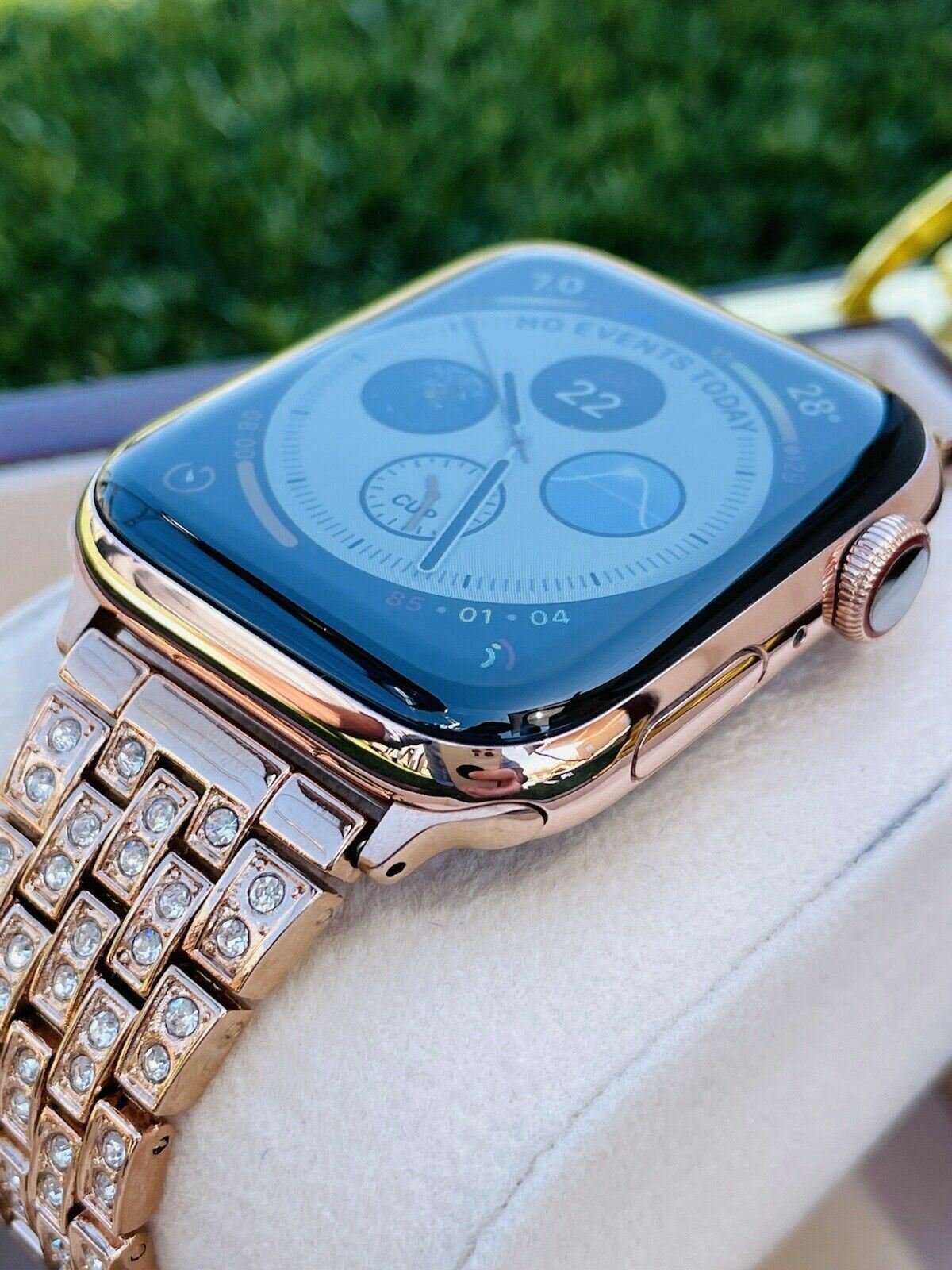 Custom 24K Rose Gold 45MM Apple Watch SERIES 8 Stainless Steel Rose Gold Band