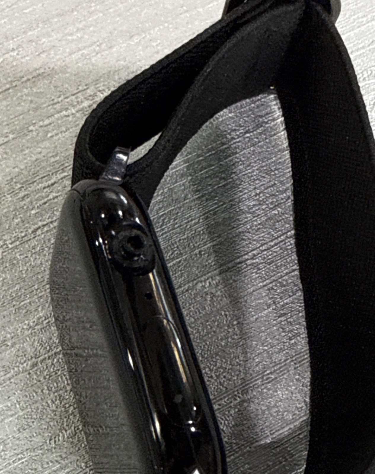 Apple Watch Series 10 46mm Black Aluminum Black Loop Band GPS LTE Broken Crown