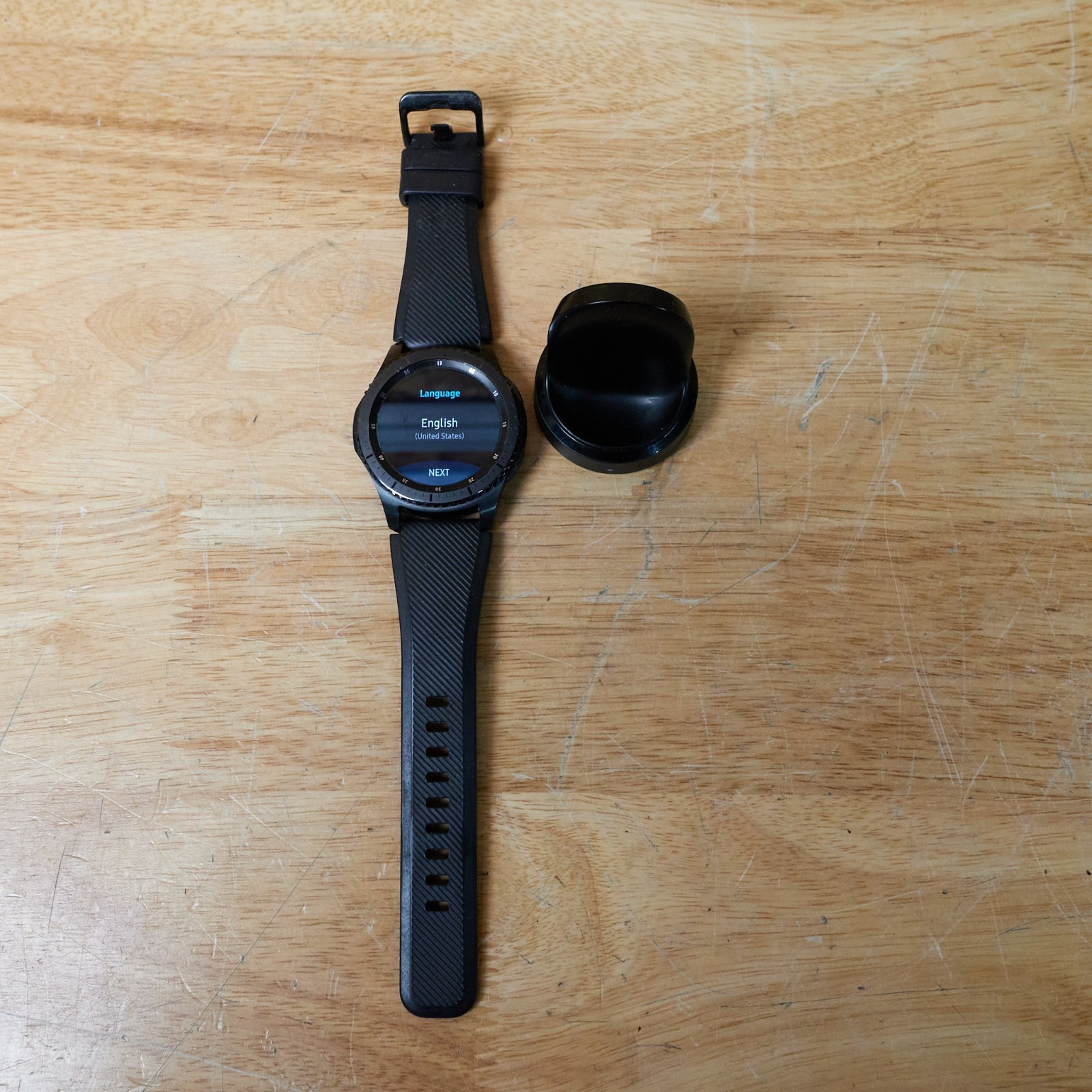 Samsung Gear S3 Frontier 46mm SM-R765 LTE Smartwatch – Black w/ Base TESTED