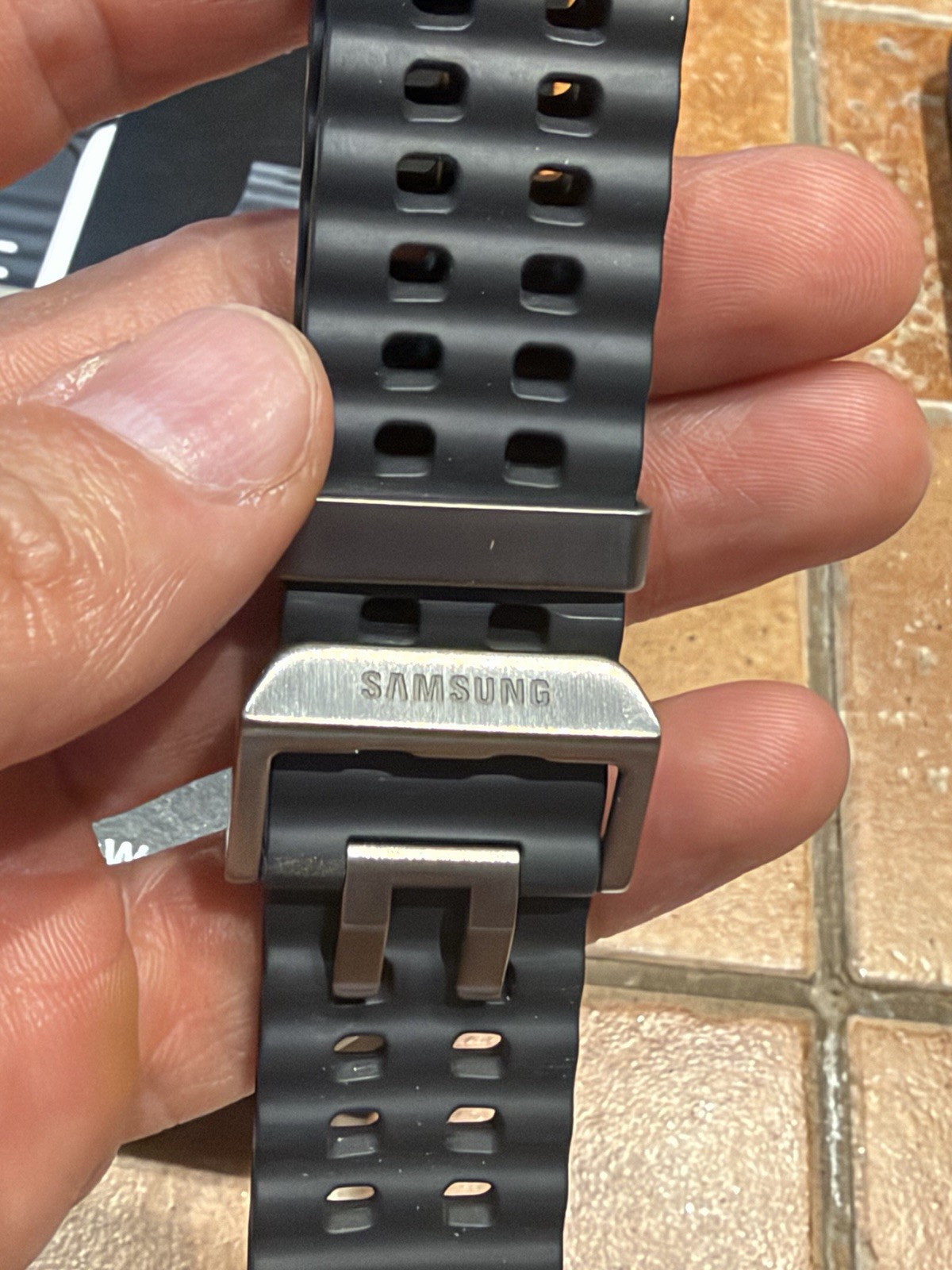 Samsung Galaxy Watch Ultra (2024) 47mm unlocked W/ Charging Pad, 2 Extra Bands