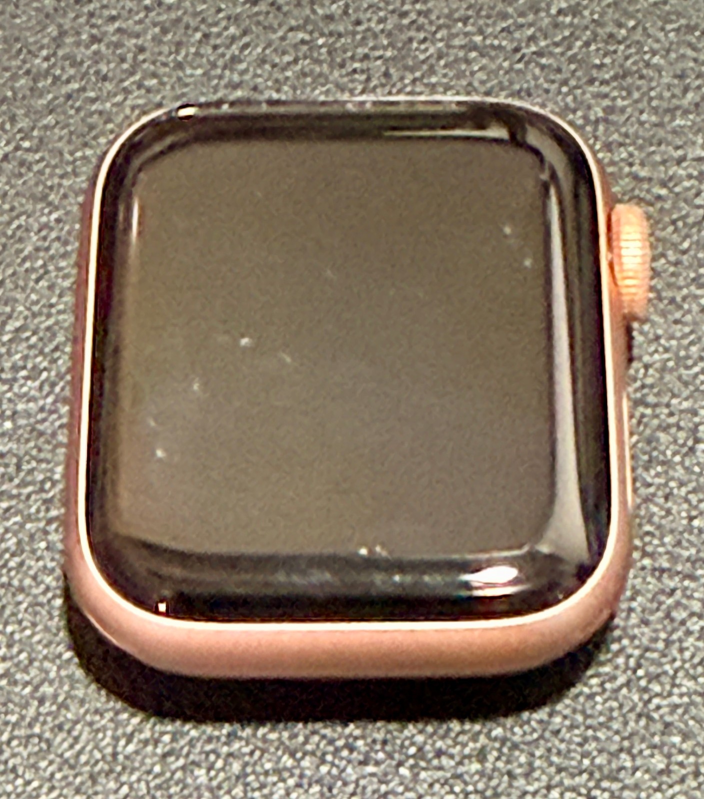 Apple Watch Series 5 40mm GPS Rose Gold Bundle + 5 Bands + Case 5 Protectors