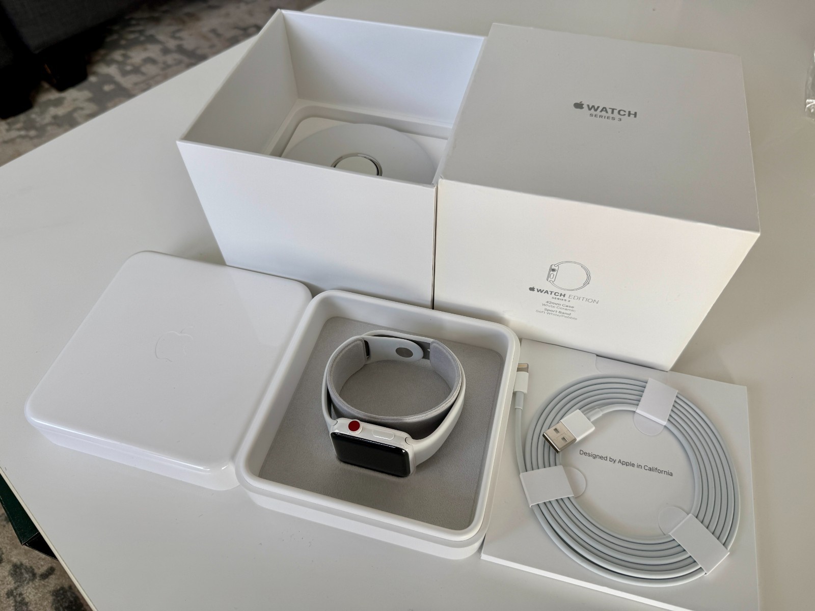 Rare Apple Watch Series 3 Edition White Ceramic (Vintage Collectors Watch)