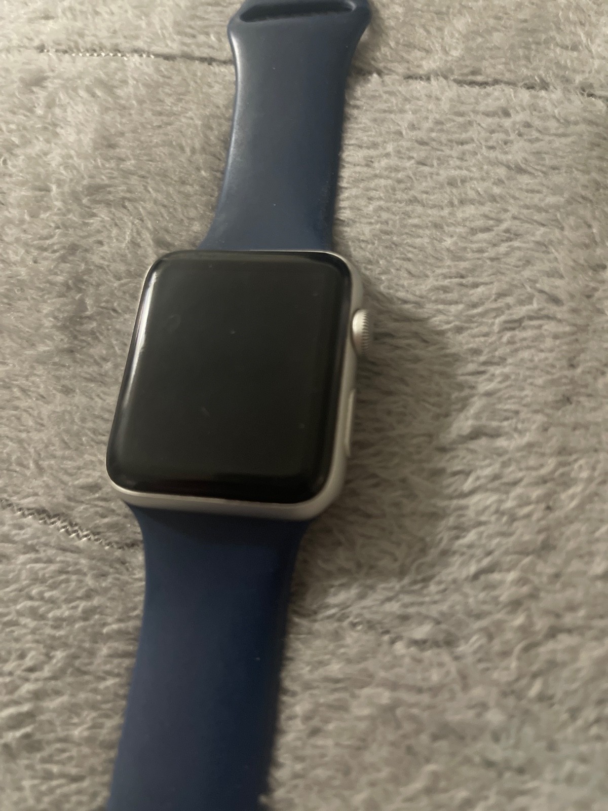 Apple Watch Series 3 Silver Aluminium – A1859