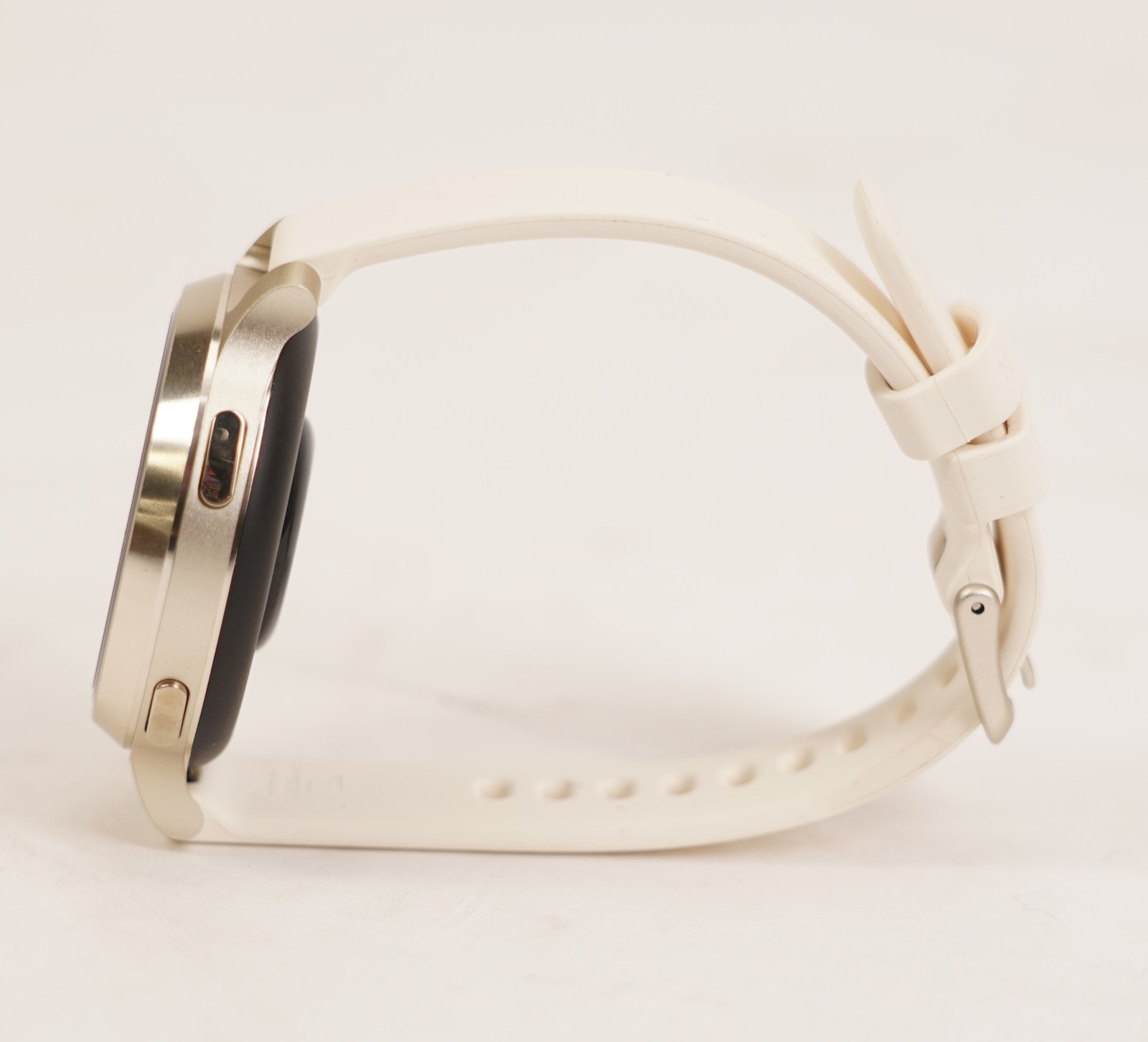 Garmin Lily 2 Active GPS Smartwatch (Lunar Gold, Bone Silicone Band)