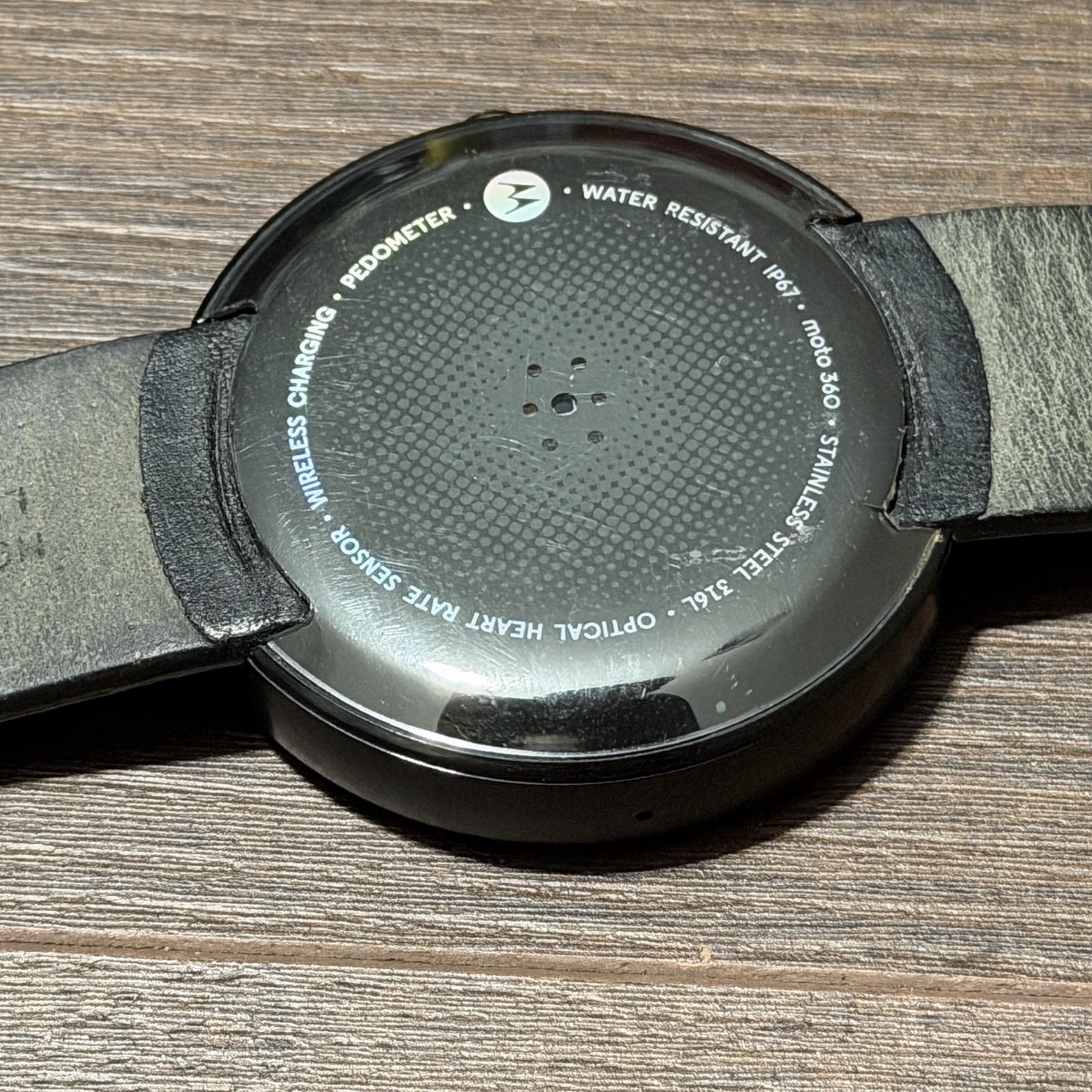 Motorola Moto 360 Black Leather Smart Watch Pedometer Wireless Charging