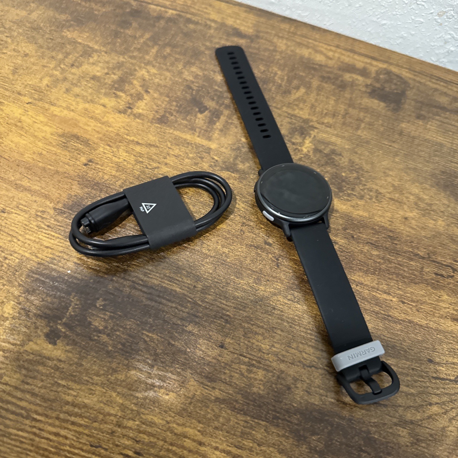 Garmin Vivoactive 5 GPS Heart Rate Smartwatch 42mm Black Silicone Band A2