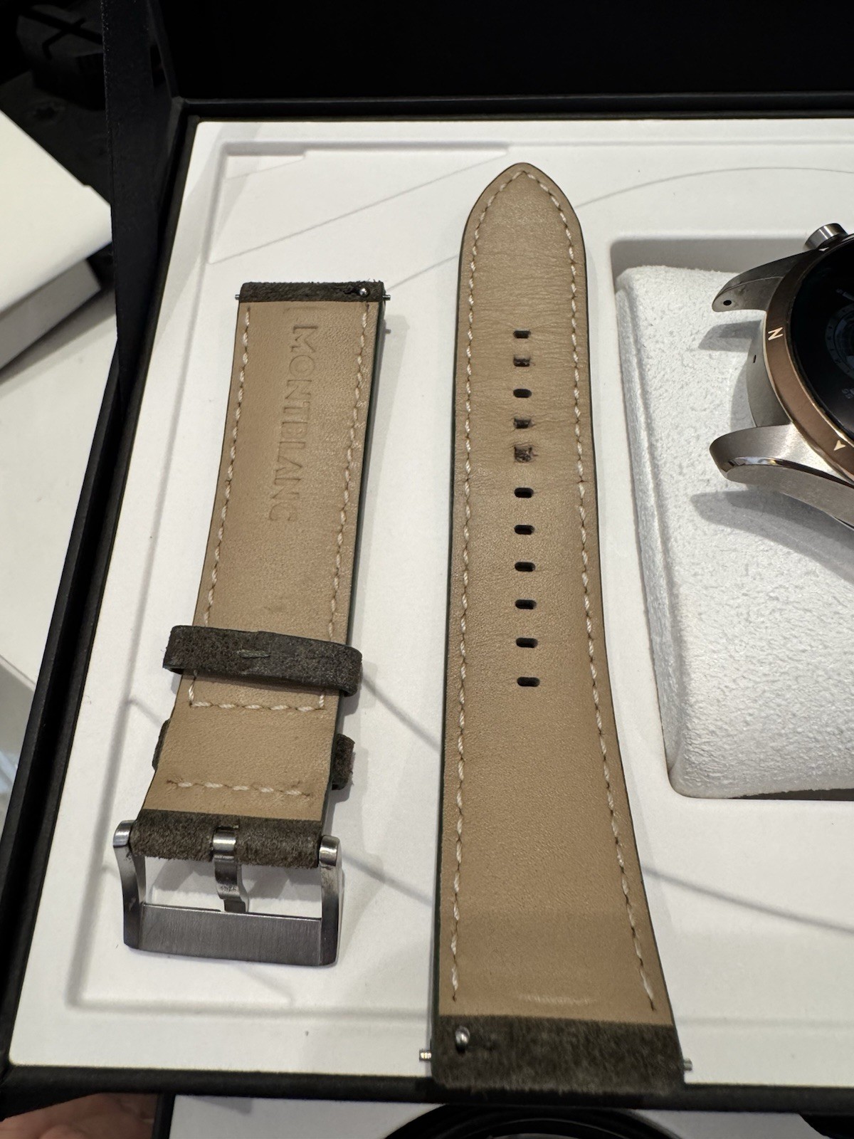 Montblanc Summit 3 Titanium and Rose Gold – Ref. 131798 – Full Set of 4 Straps