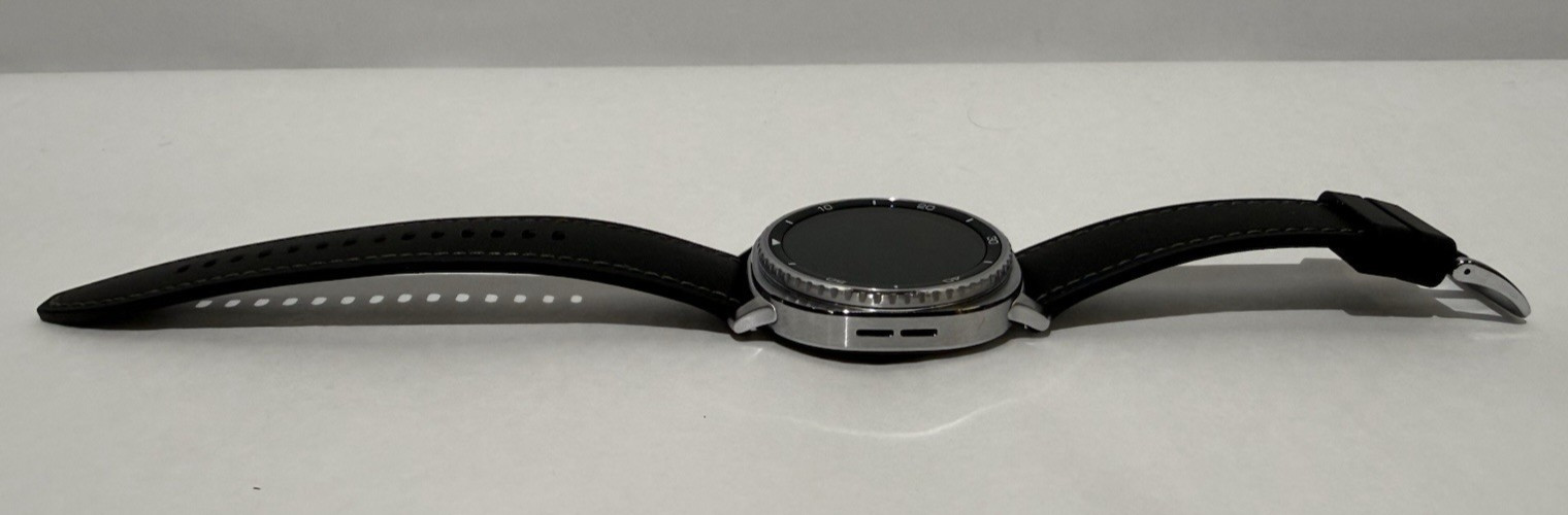 Samsung Galaxy Watch 8 Classic 46mm (GPS+ Wifi) SM-L500 Bundle