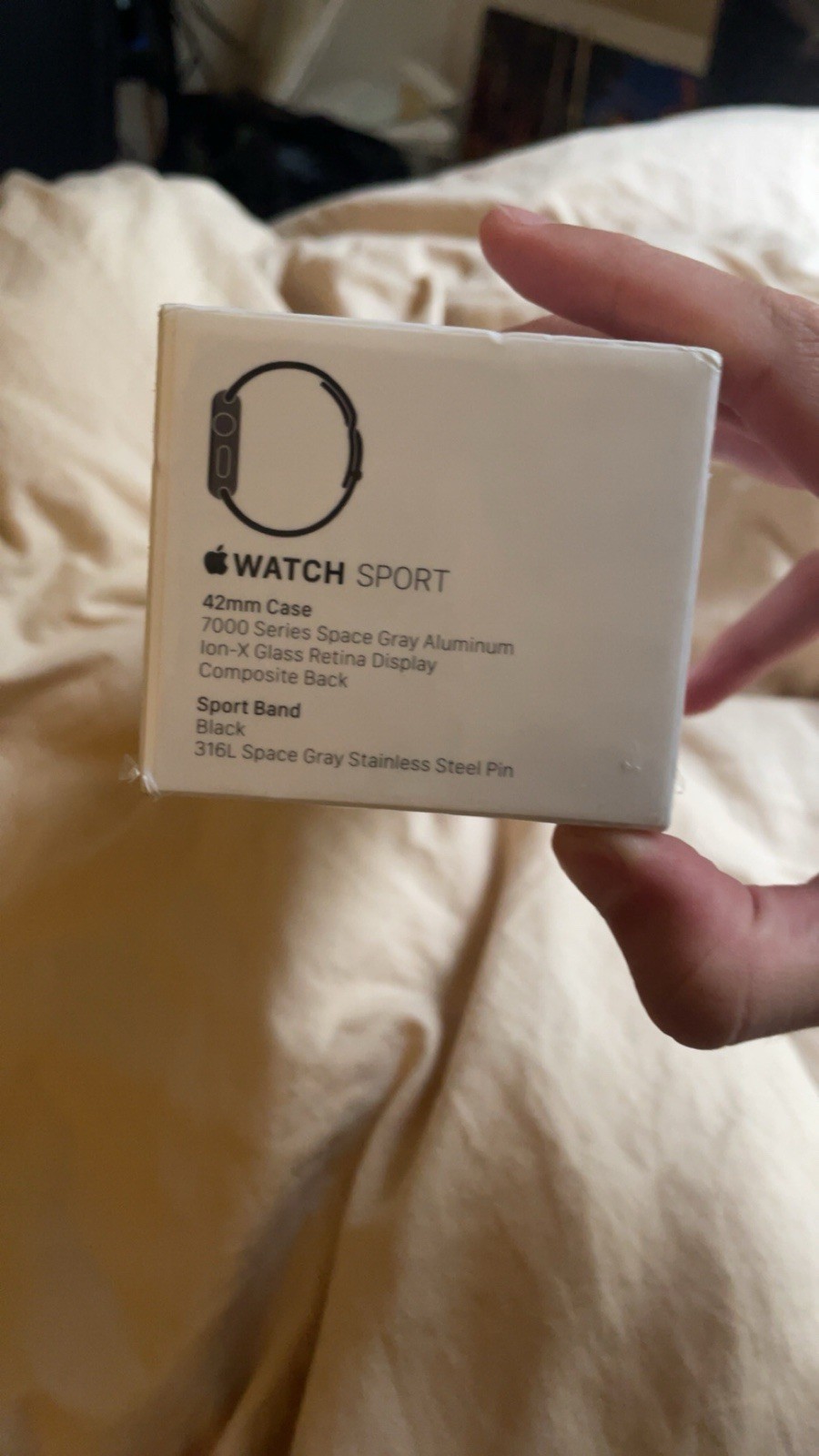 Apple Watch Sport 7000 Series 42mm Space Gray Aluminum Retina 8GB Black