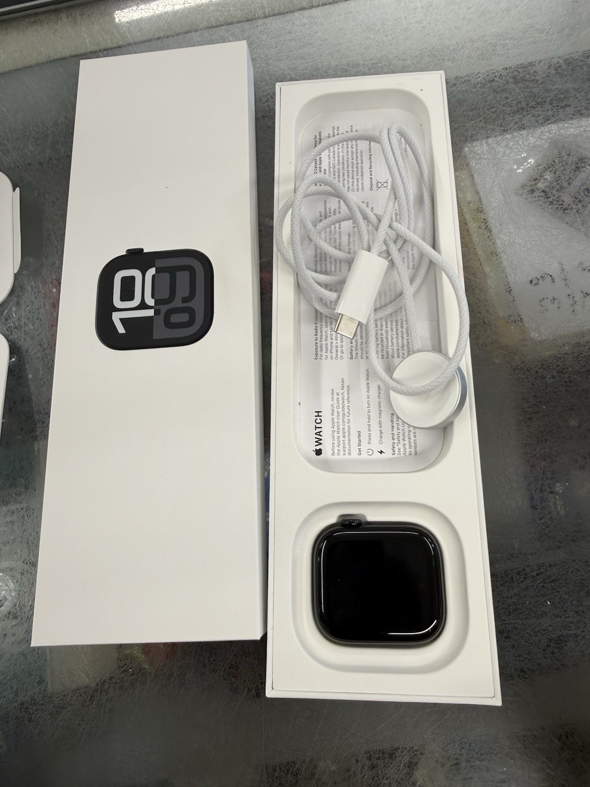 Apple Watch Series 10 GPS + Cellular 42MM & S/M Nike Sport Band