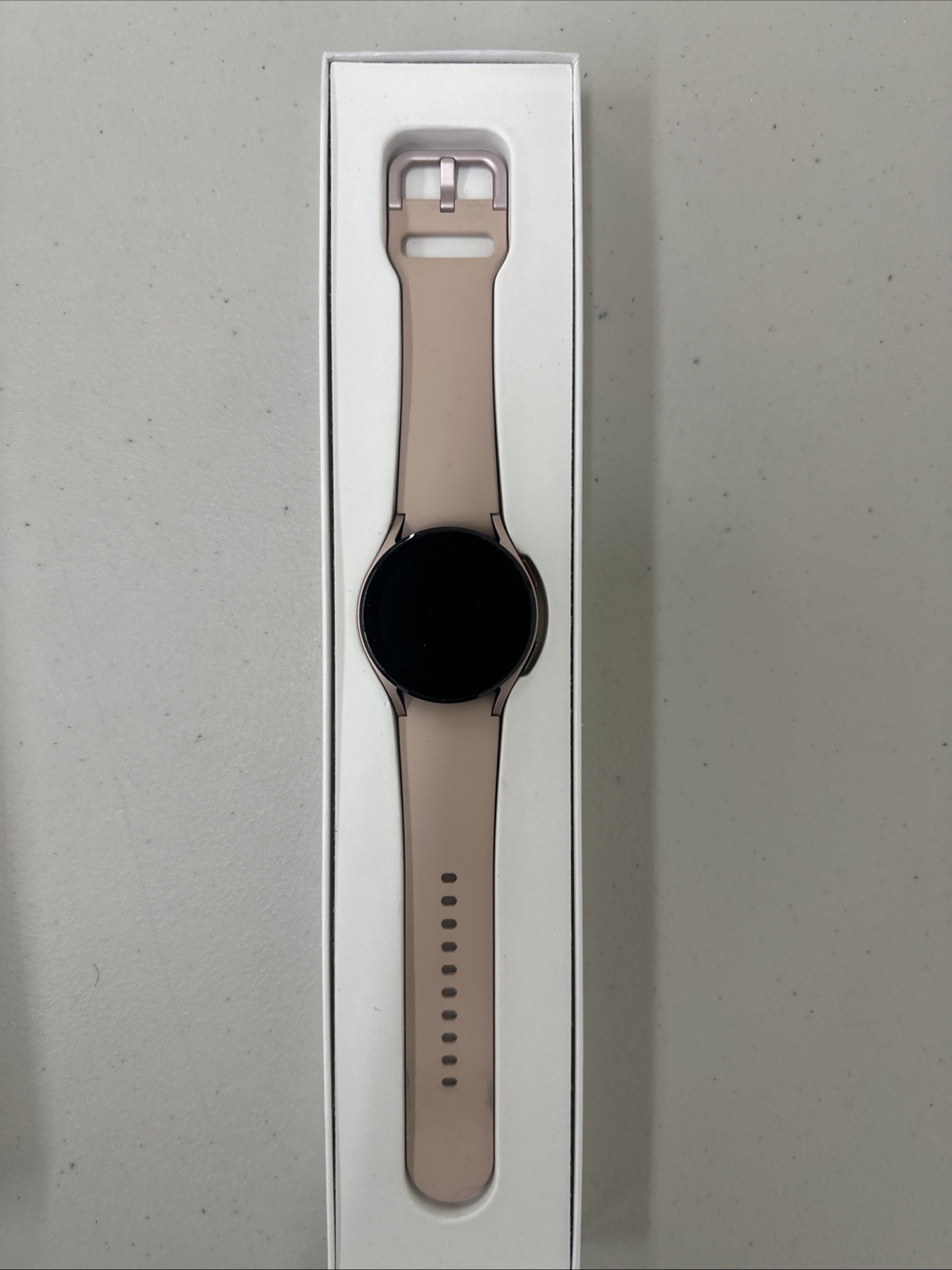 Samsung Galaxy Watch4 40mm Aluminum Case with Sport Band – Pink Gold – Wifi Only