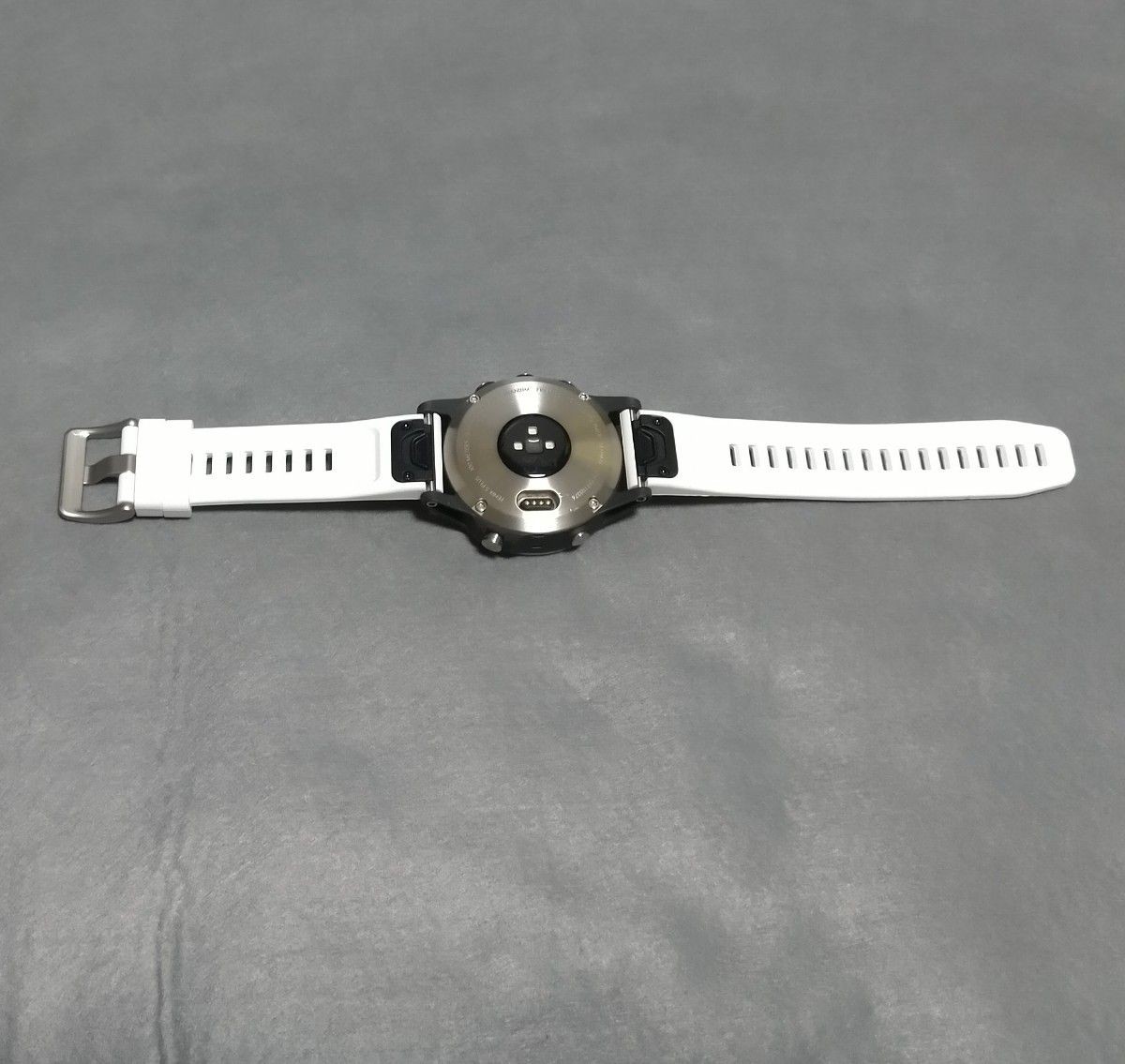 GARMIN fenix 5 PLUS Smartwatch Green Titanium Case GPS Sport Watch Used