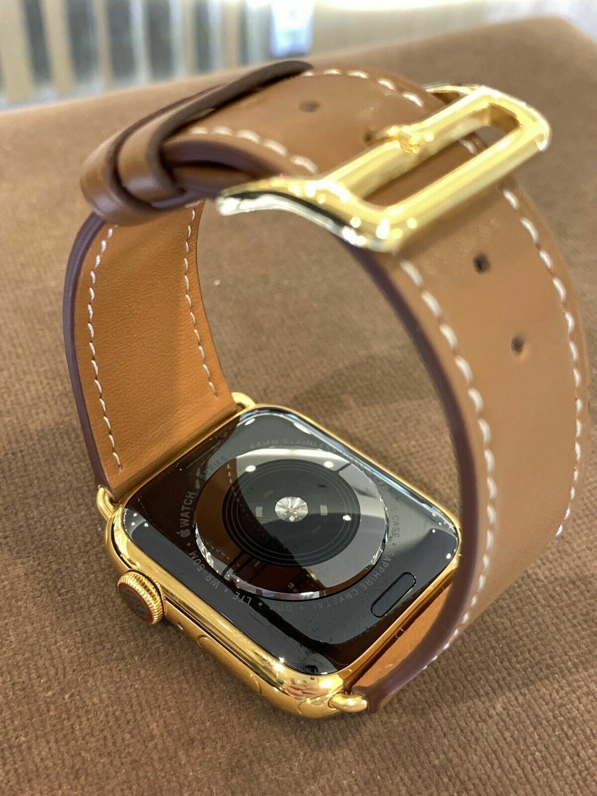 44mm Apple Watch Series 6 Custom 24K Gold Plated Stainless Steel GPS LTE O2