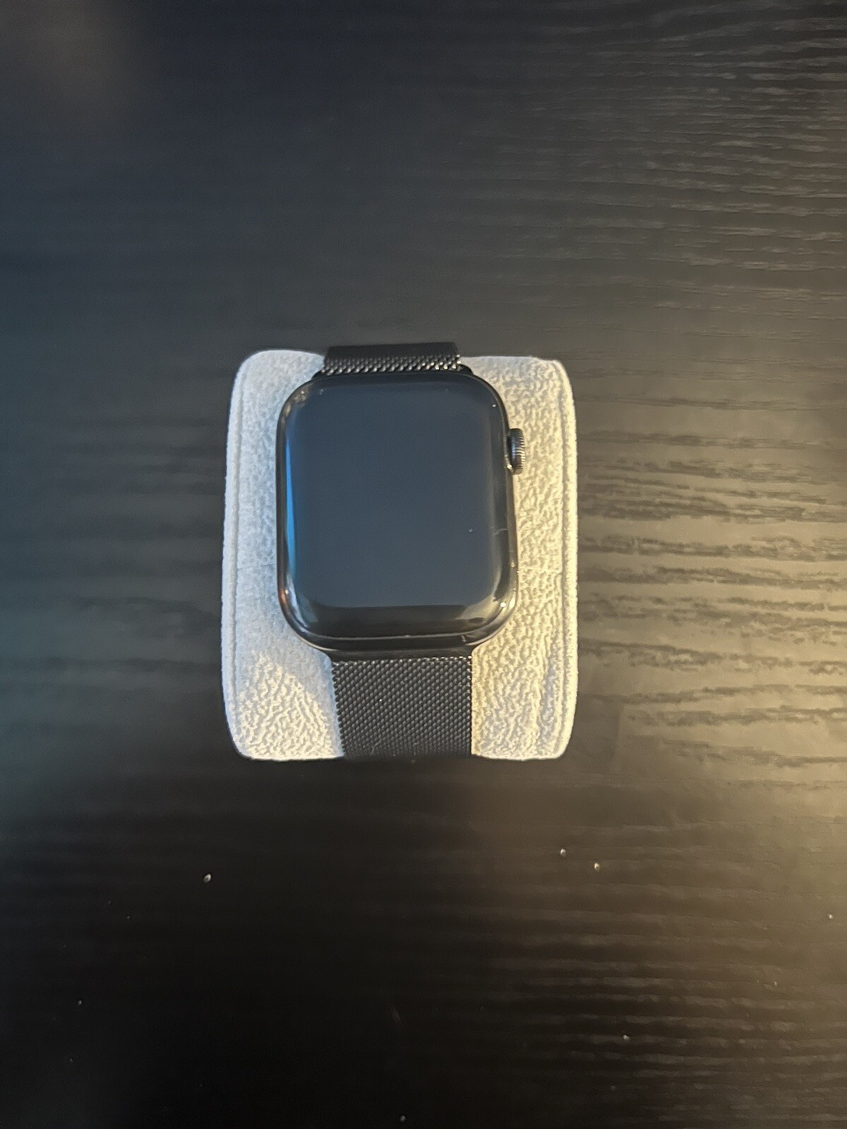 Apple Watch Series 7 45 Case with Milanese Loop – Graphite Stainless Steel, GPS