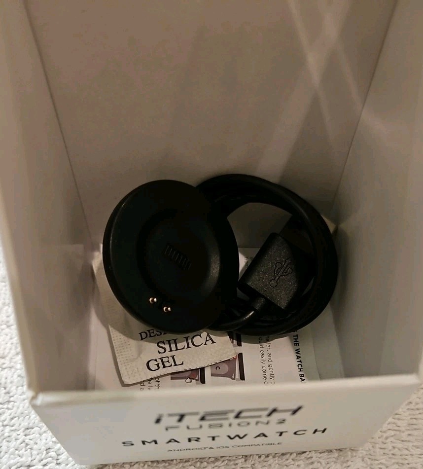 iTech Fushion2 Smartwatch Fitness Tracker Pink And Black Band NOB