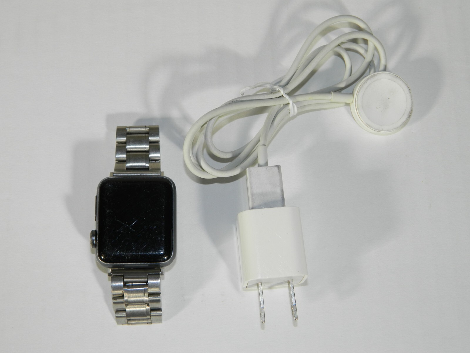 Apple Watch Series 3 38mm Space Gray Aluminum Case with Silver Band