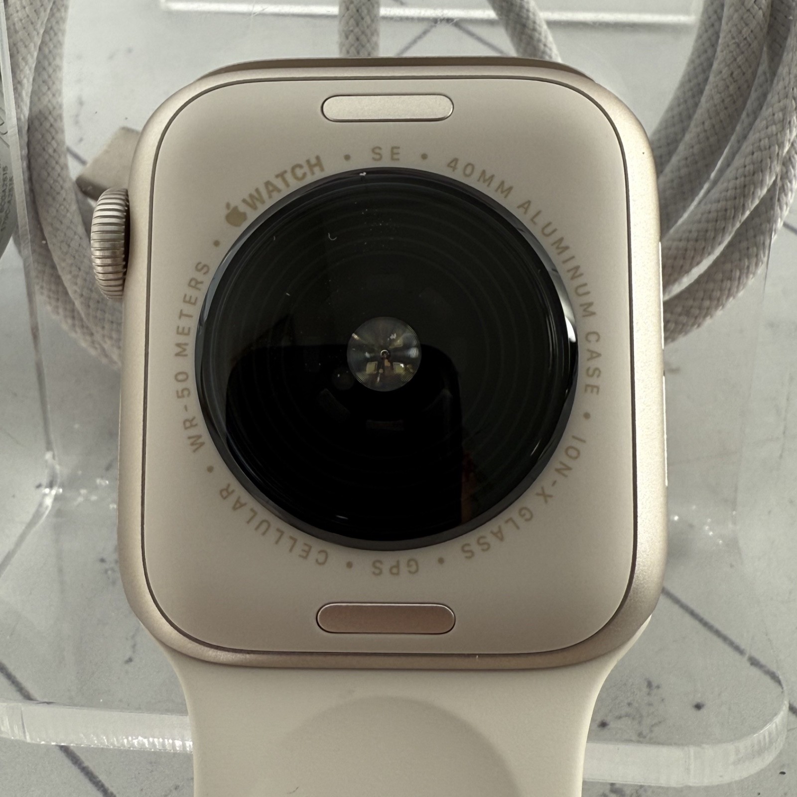 Apple Watch SE 3rd Gen A3326 WiFi + GPS Cellular Unlocked 40mm Starlight #H251