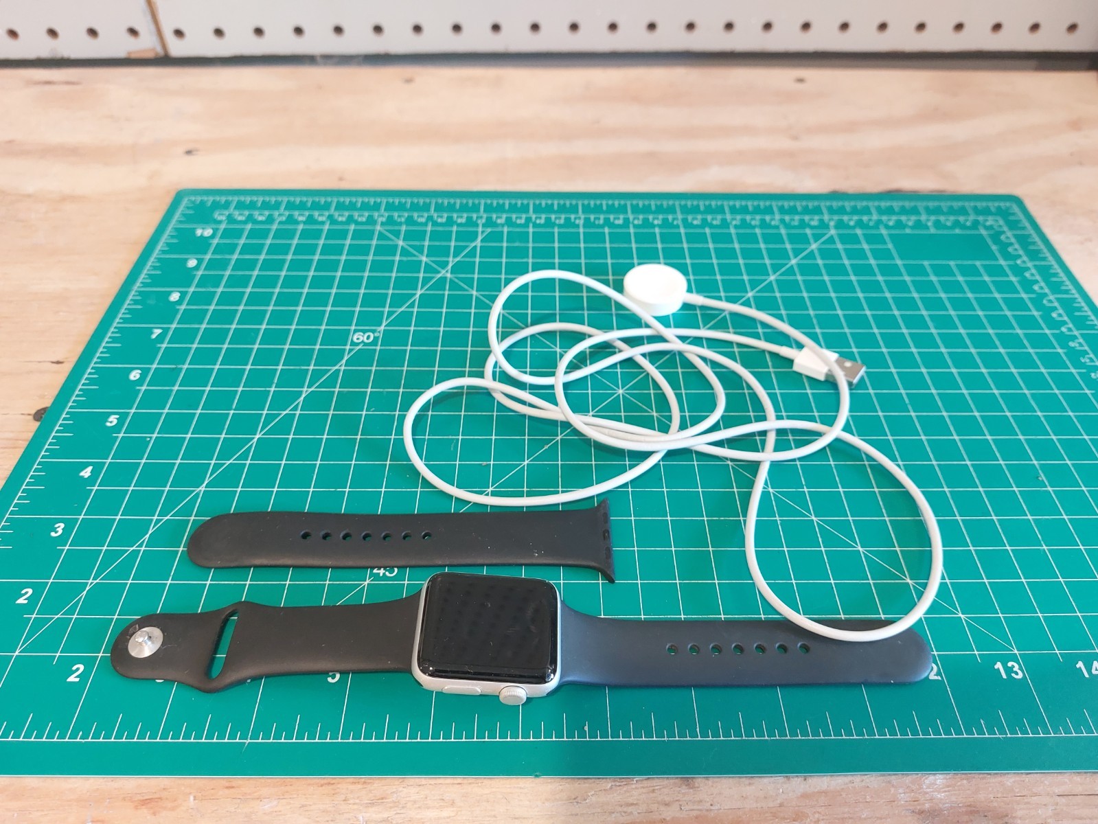 Apple Watch Series 2 GPS 42mm Aluminum Case