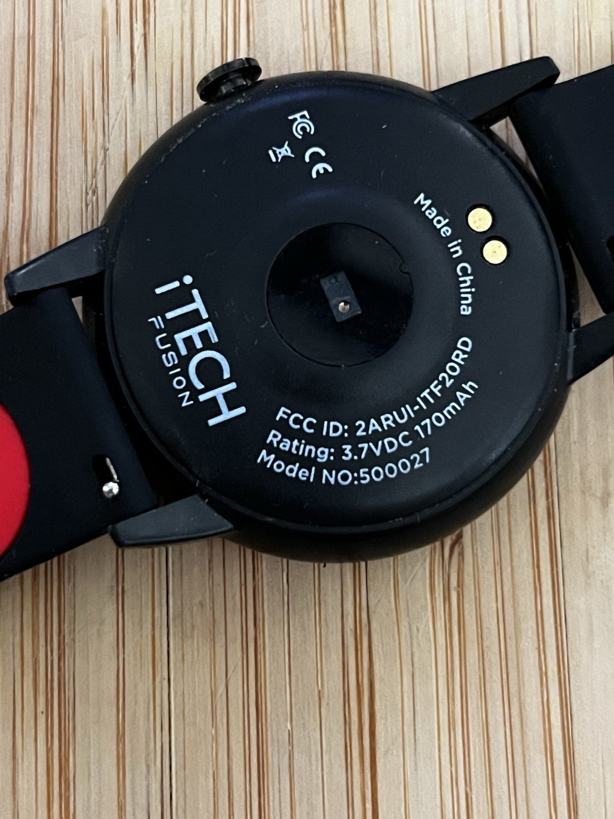iTECH Fusion 500027 Smart Watch Black Plastic Case Red Silicone Band
