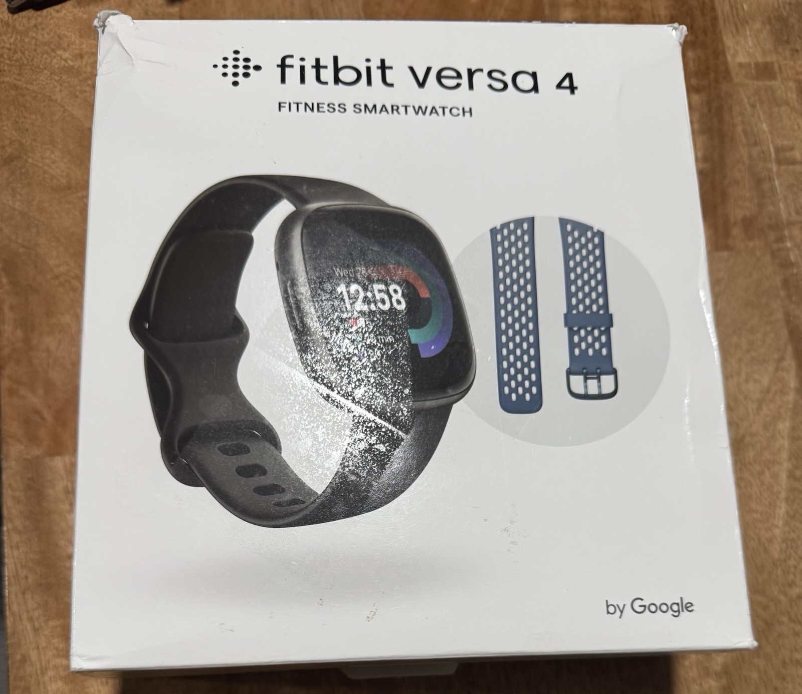 USED BLACK SCREEN Fitbit Versa 4 Fitness Smartwatch Bundle -Graphite VIEW IMAGES