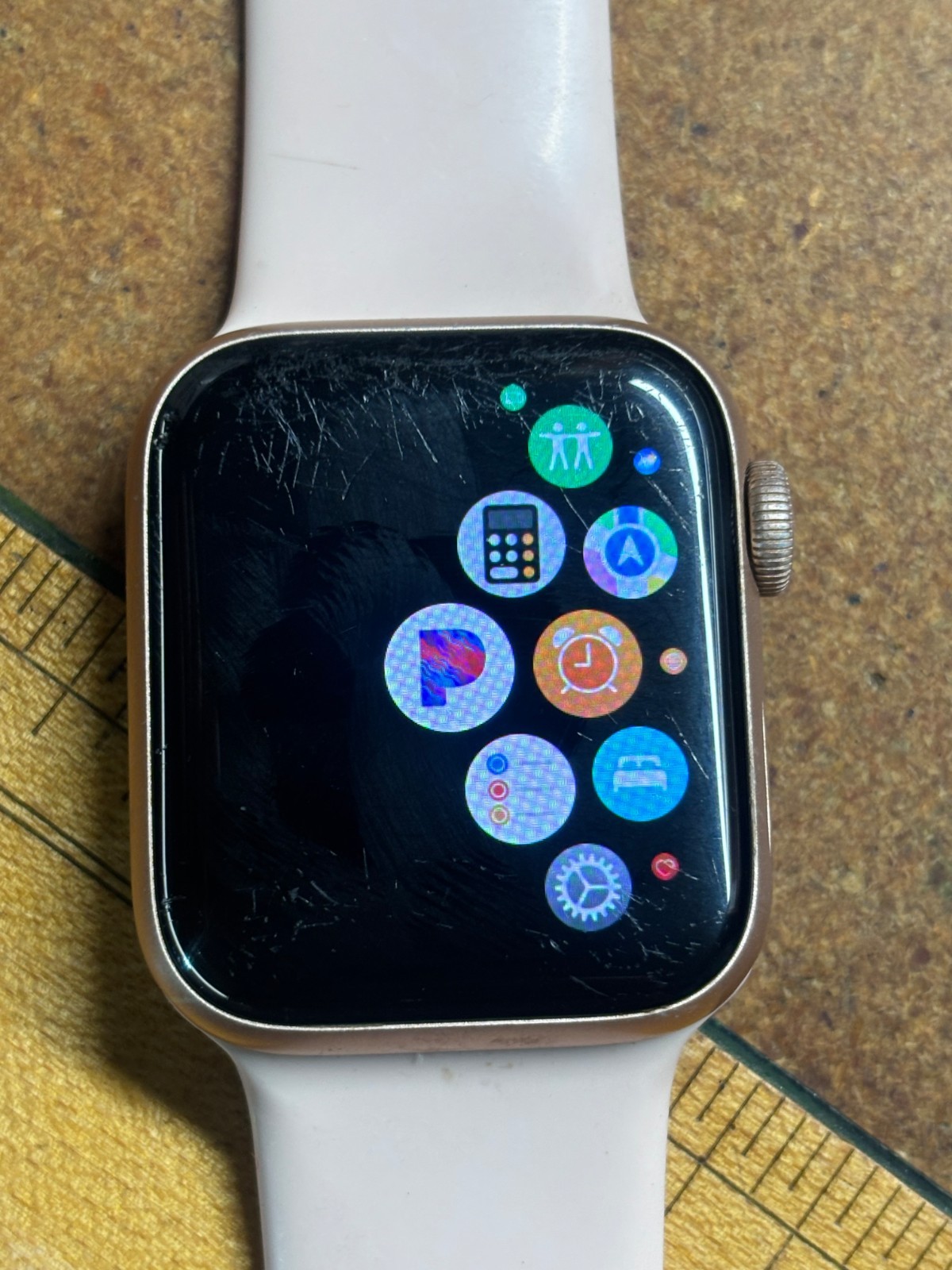 PINK APPLE WATCH SE 1st Gen A2353 40mm Watch Works 32gb GPS LTE NO CHARGE