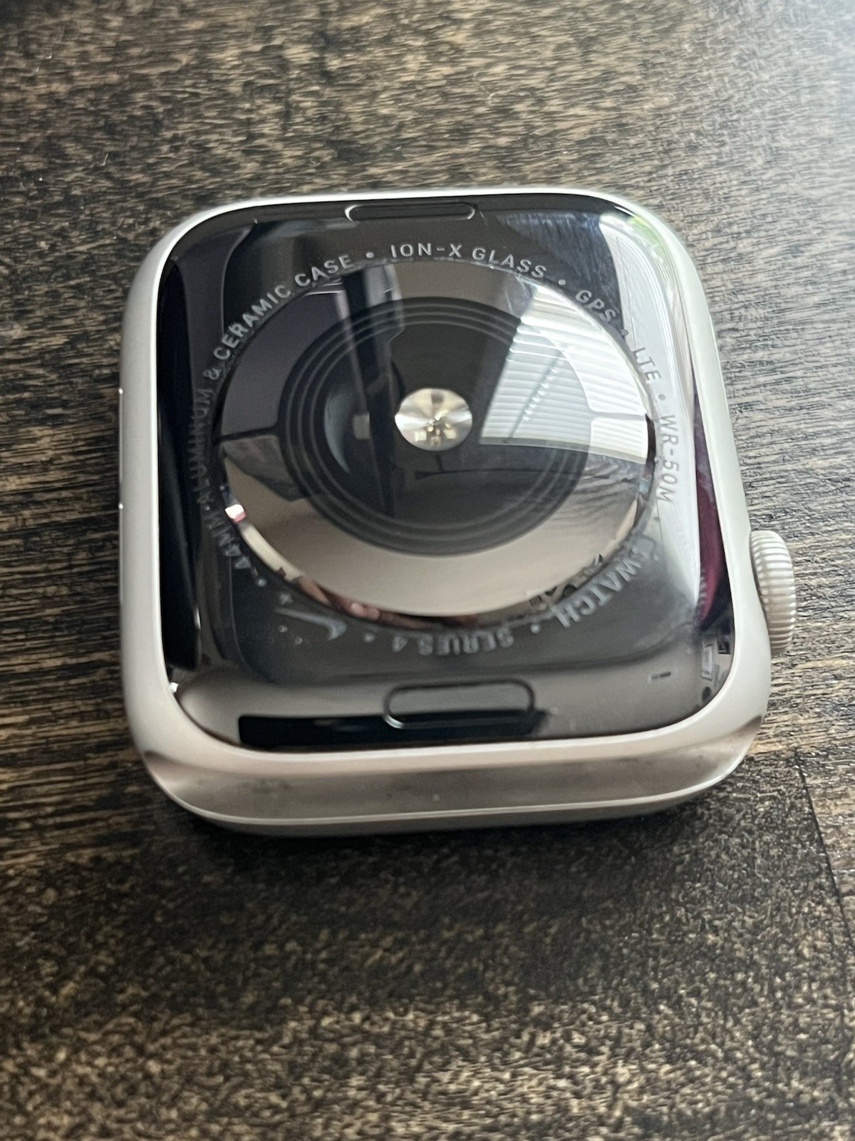 Apple Watch Nike+ Series 4 (GPS + Cellular) 44mm – Bundle