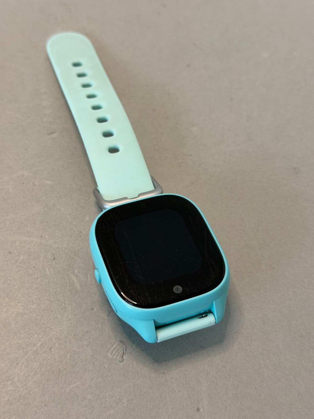 Gizmo Watch 3 Green Mint QTAX57 Verizon Smartwatch Kids QTAX57 *Activation Error