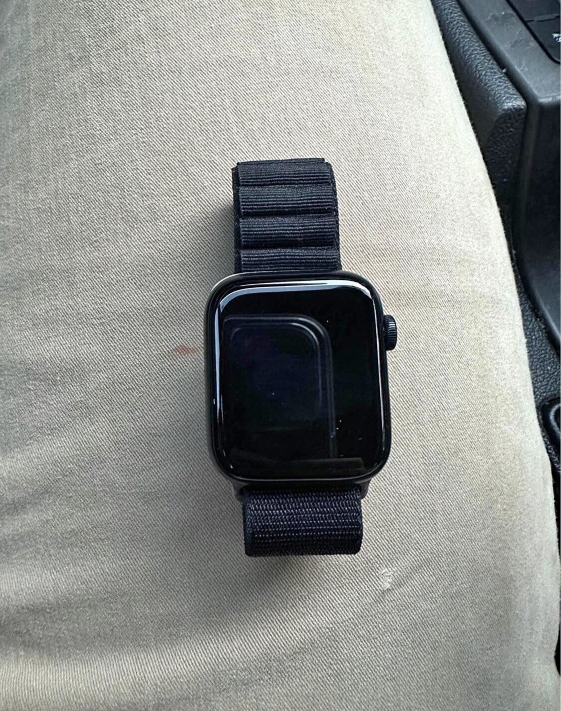 Apple A1978 Seria 4 Aluminum Case 16 GB Smart Watch – Gray