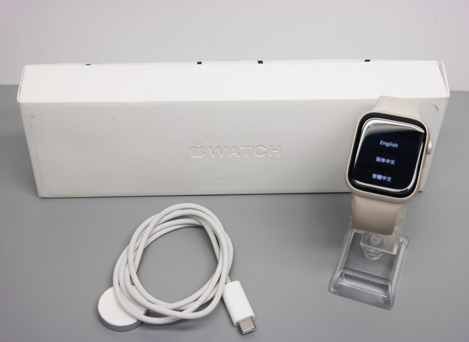 Apple Watch Series 9 45mm GPS Starlight Sport Band MR973LW/A ISSUE