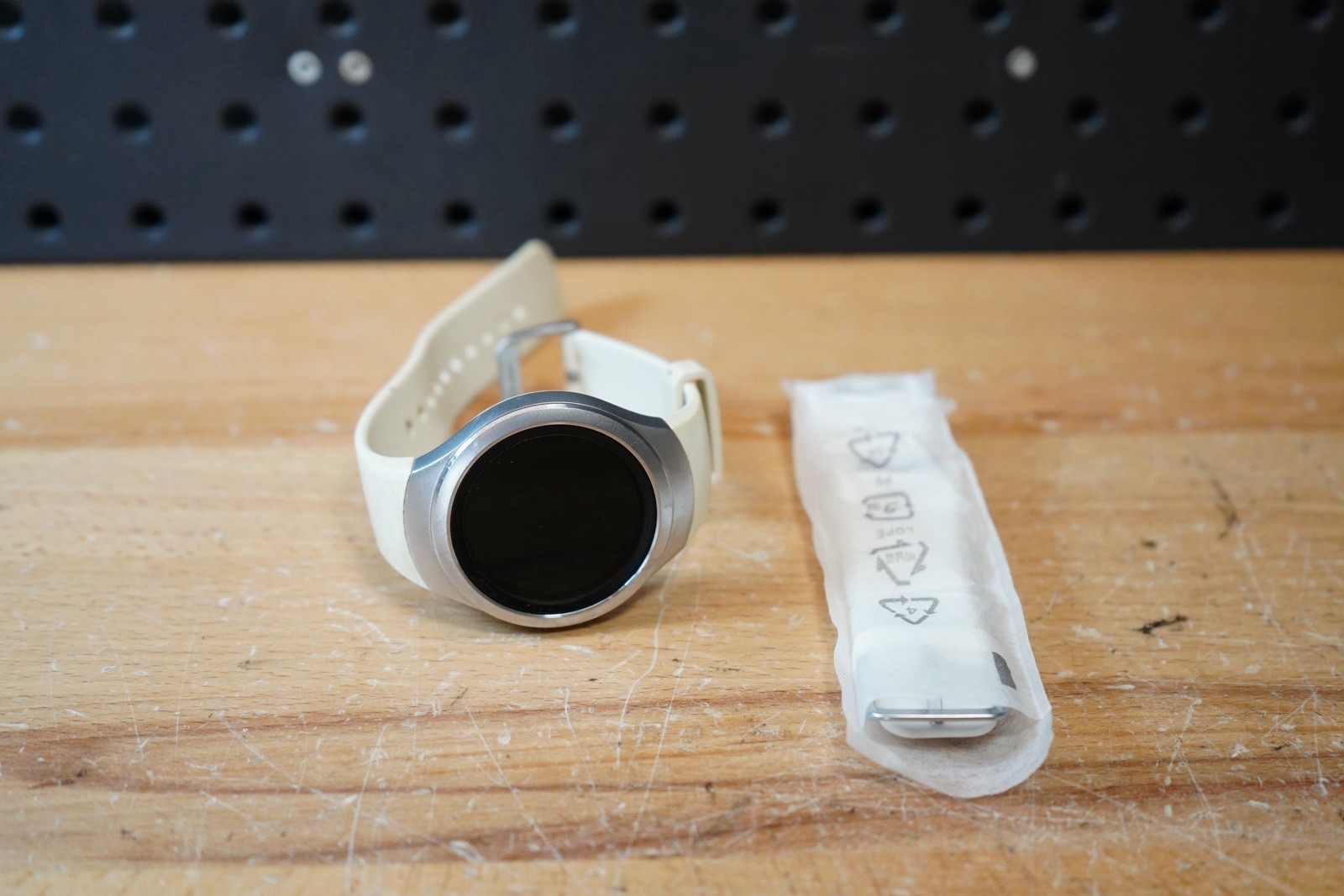 (M) Samsung Gear S2 Smart Watch SM-R730A NO CORDS