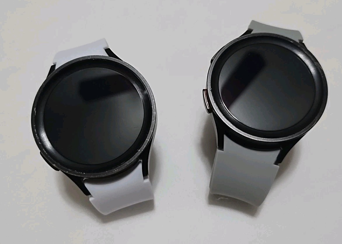 Samsung Galaxy Watch5 Pro 45m + Charge Multicolor Band Light Scratch Works Great