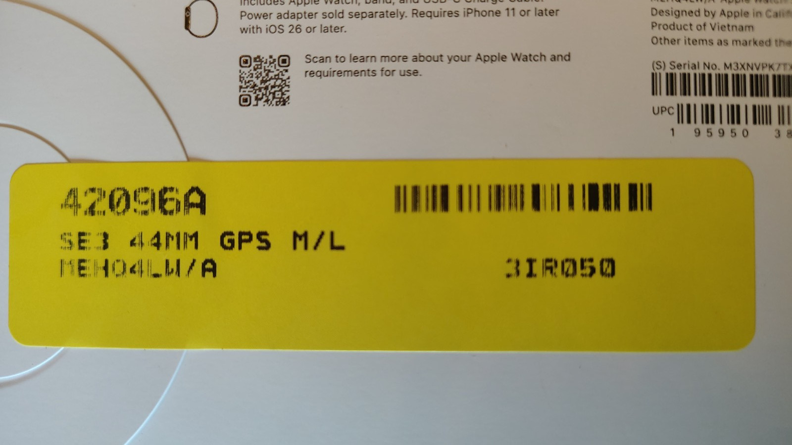 APPLE Watch SE3 44mm Midnight Aluminum Case Sport Band GPS M/L NIB SEALED