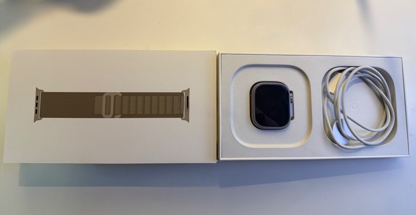 Unlocked Apple Watch Ultra 49MM Titanium Olive Green Alpine Loop MNH83LL/A