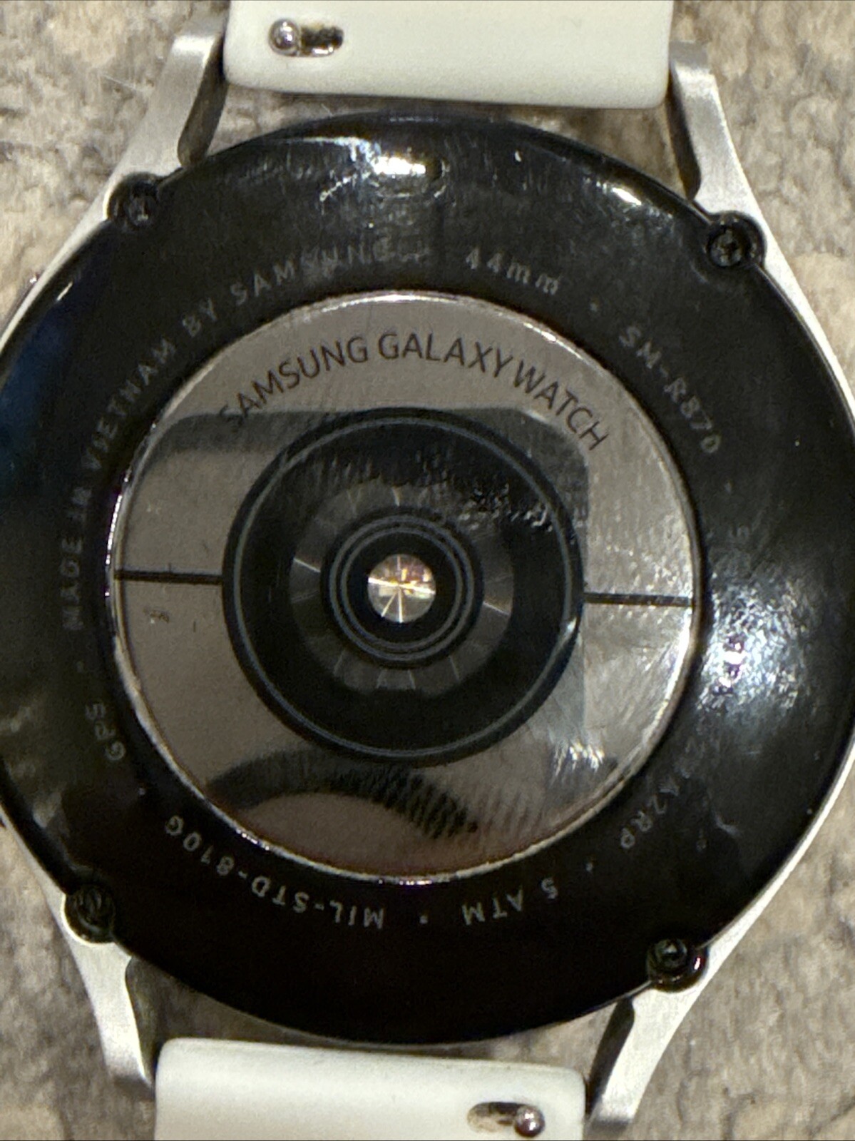 Samsung Galaxy Watch 4 (A2RP) 44mm Watch -White S/M Band