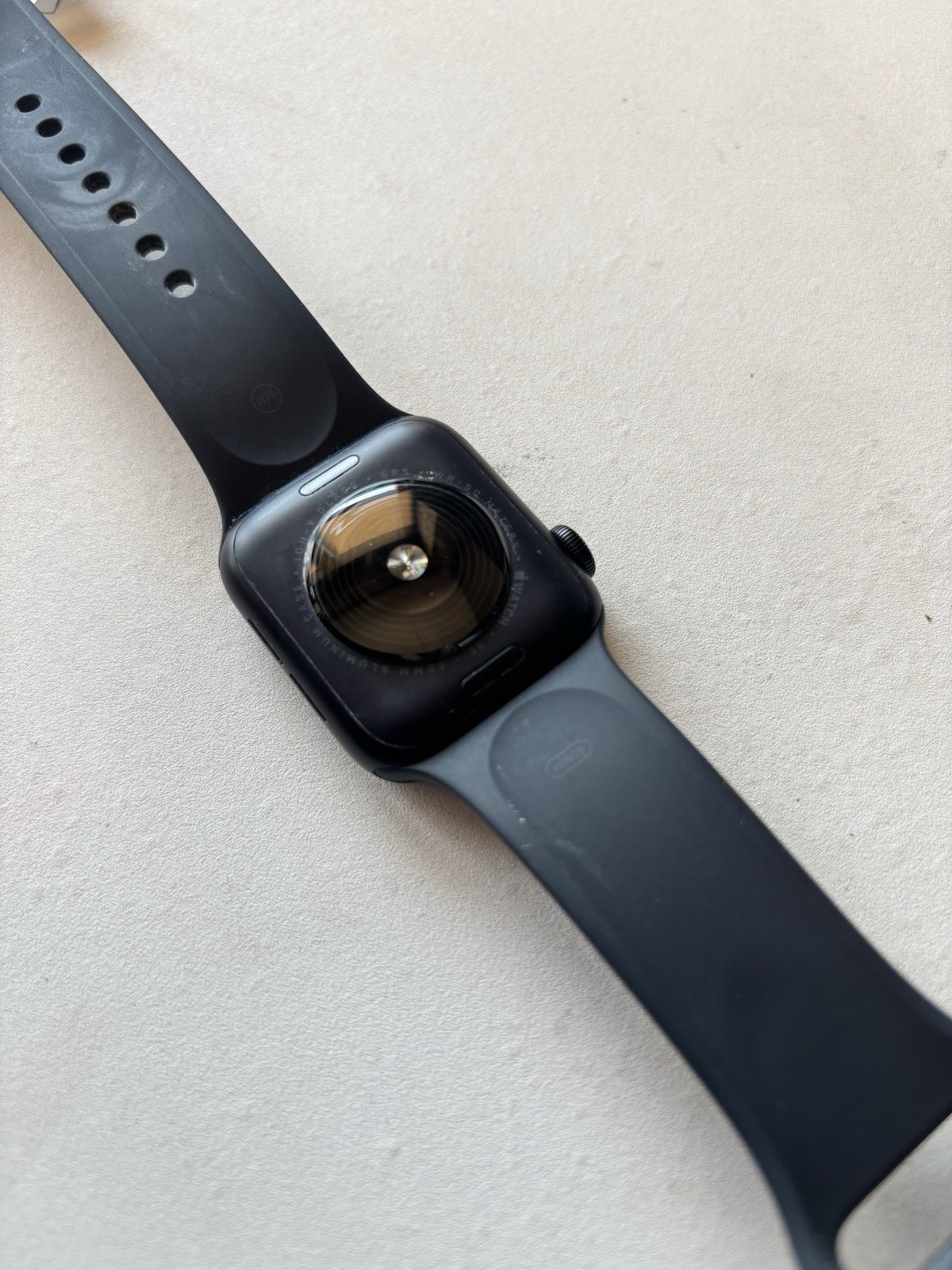Apple Watch SE Gen 3 GPS 40mm Midnight Aluminum with Midnight Sport Band S/M