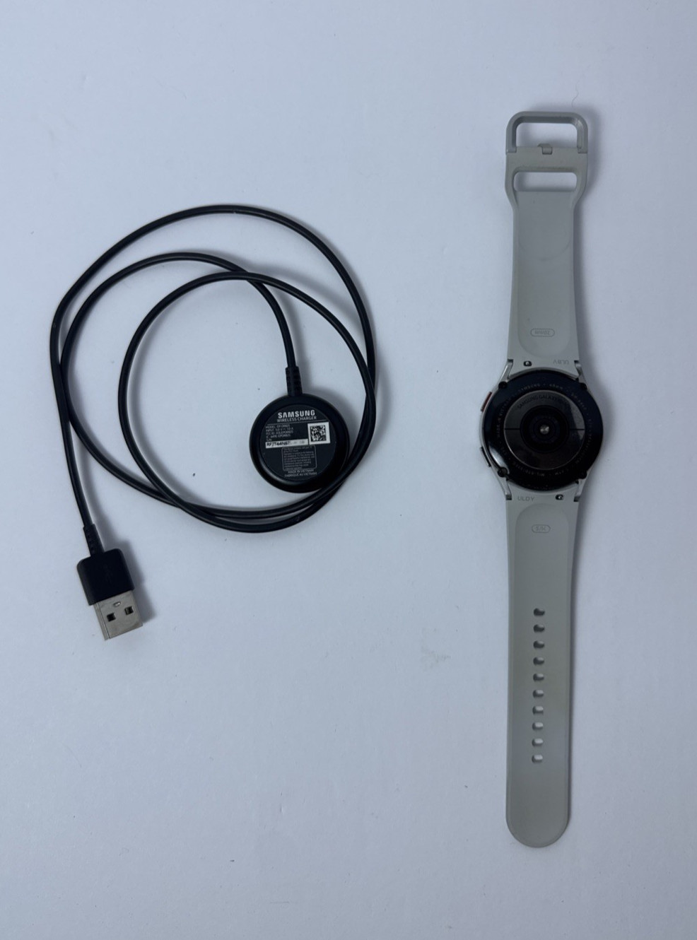 Samsung Galaxy Watch4 SM-R860 40mm Aluminum Case with Sport Band – Silver…