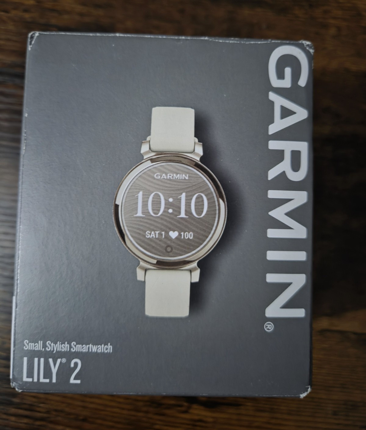 Garmin Lily 2 Smartwatch 35mm Gold Metal Case White Silicone Band
