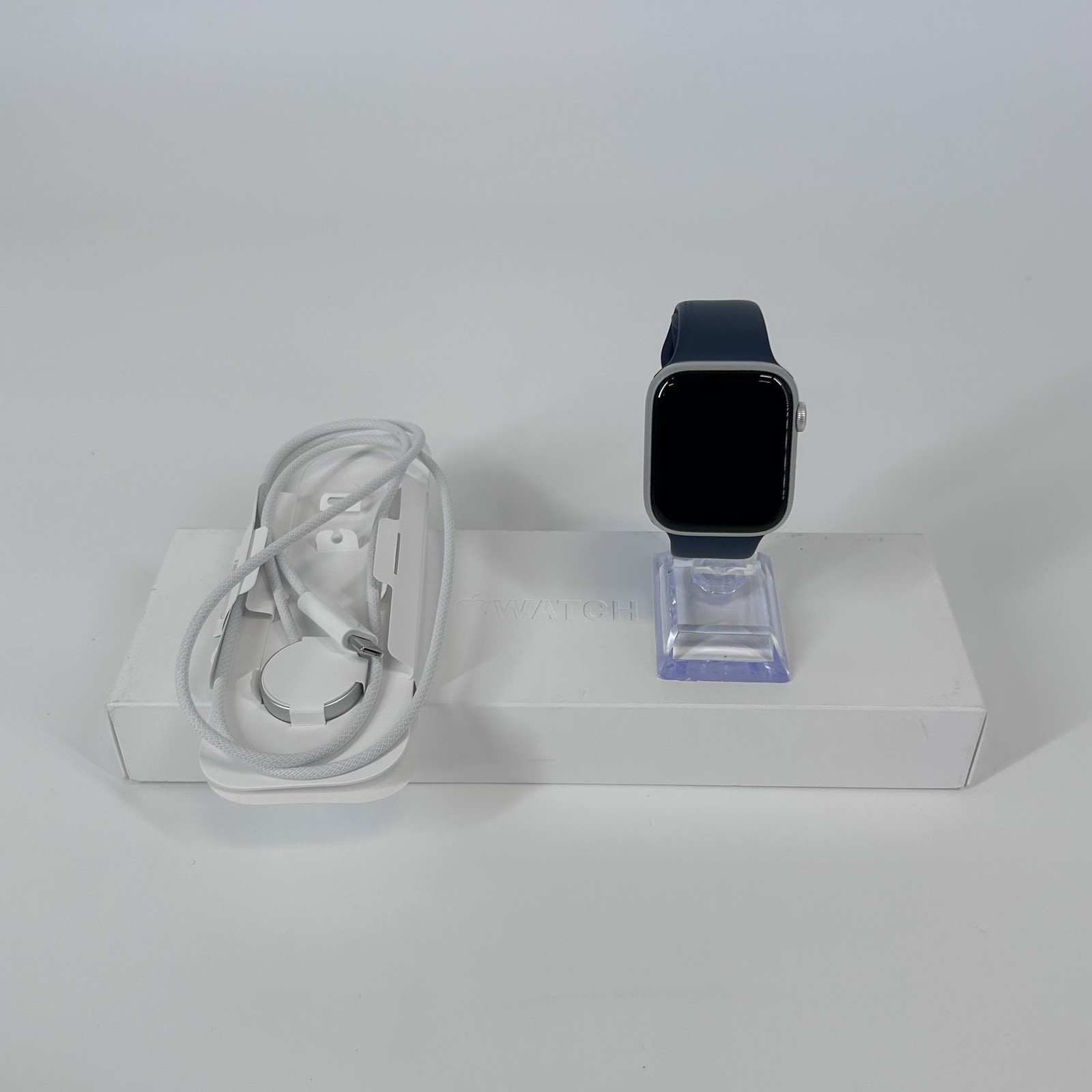 Apple Watch (Series 9) 45mm Silver Aluminum (LTE) w/ Navy Blue Sport – Very Good