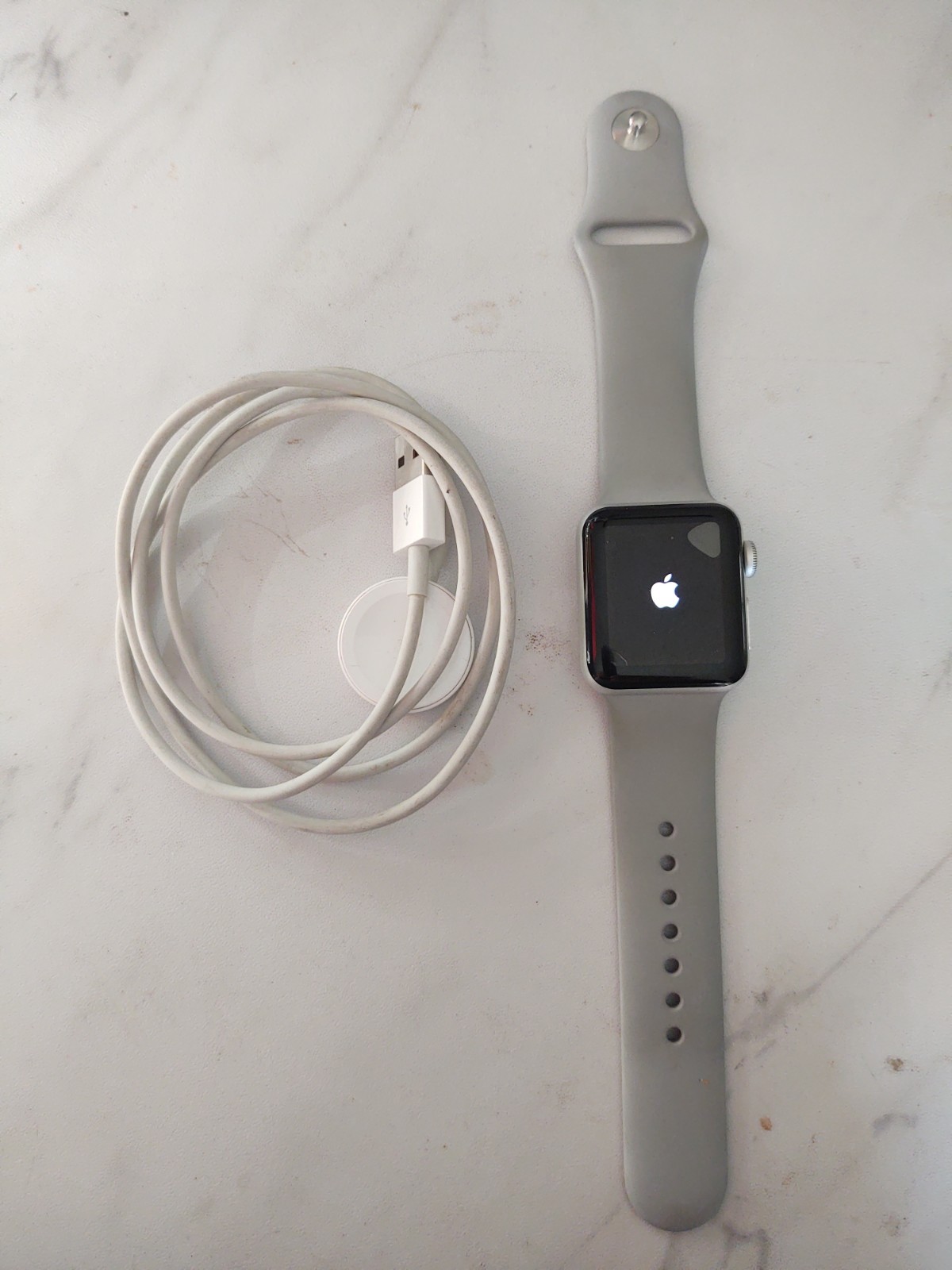 Apple Watch Series 3, 38mm Aluminum Case Ion-X glass Composite Back GPS WR-50M