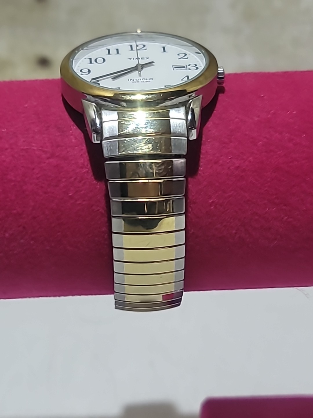 Vintage TIMEX EasyReader Men’s Watch With Date Indicator Works Near Mint