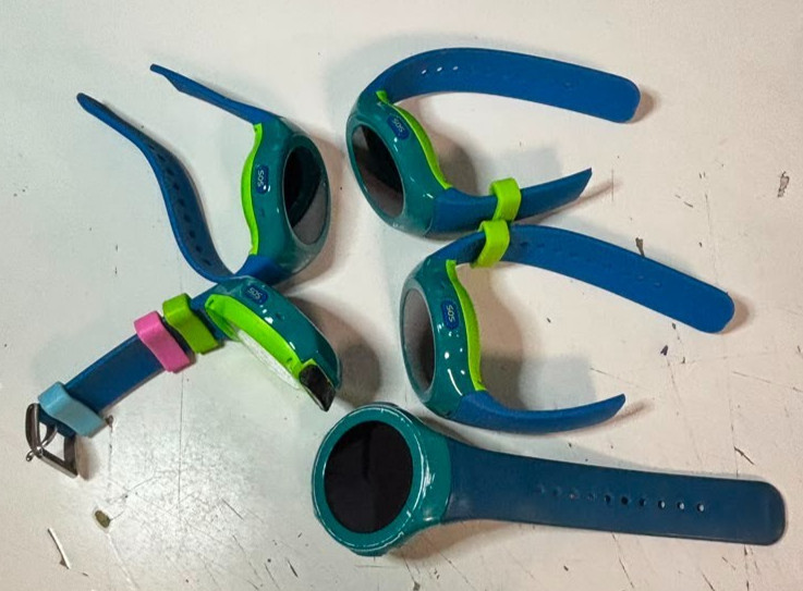 Lot of 5 BROKEN STRAPS Timex Family Connect Blue Smartwatch T-Mobile WATCH ONLY