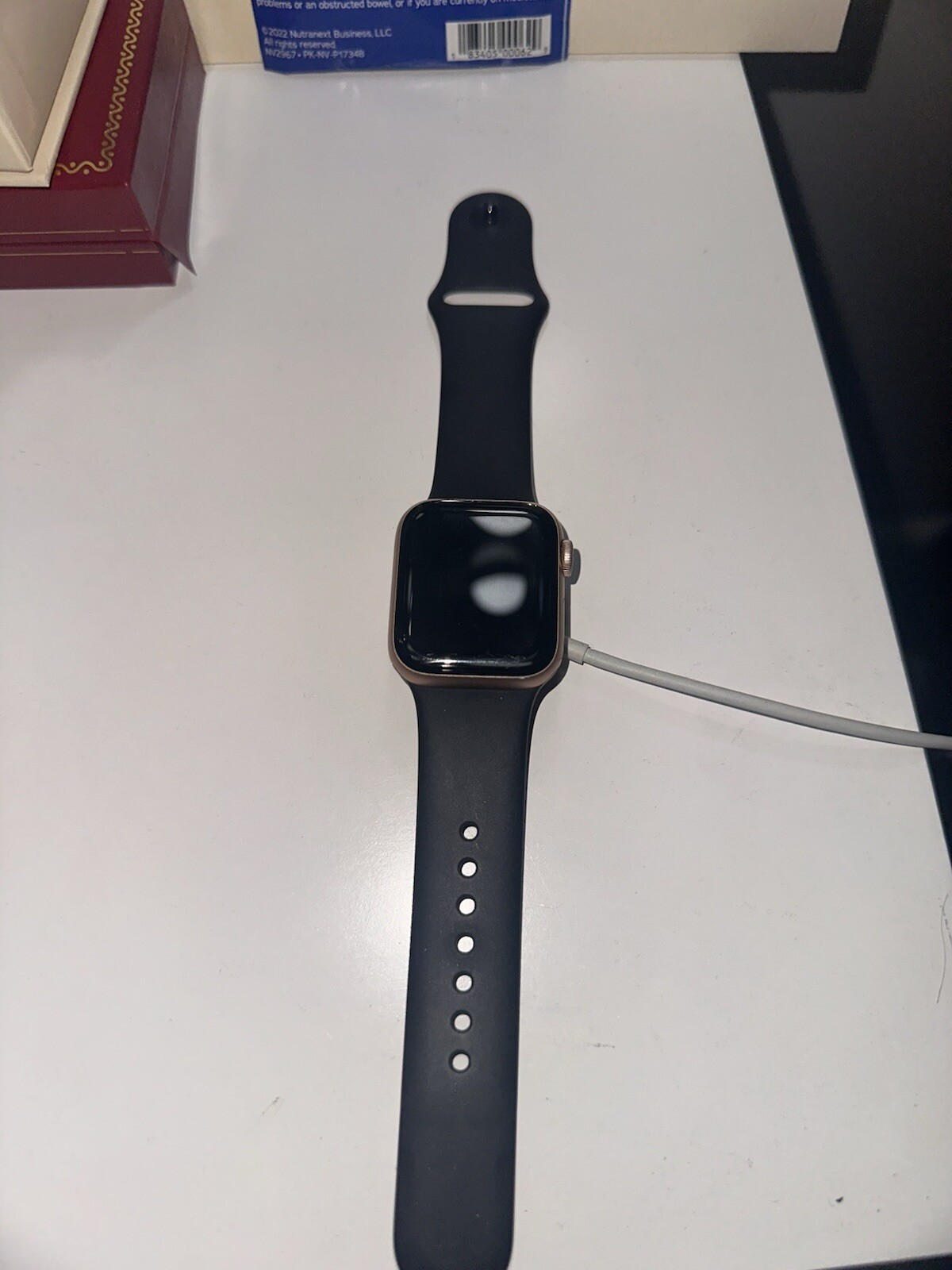 Apple Watch Series 5 40mm Gold Case with Pink Aluminum Band (MWWP2LL/A)