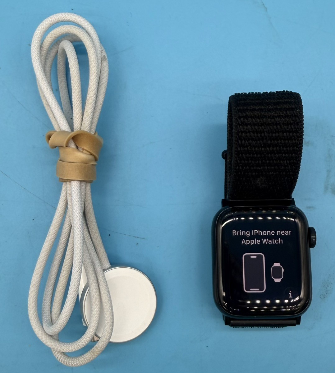Apple Watch A3326 SE Series 3 40mm Blue Smart Watch (MAC003810)