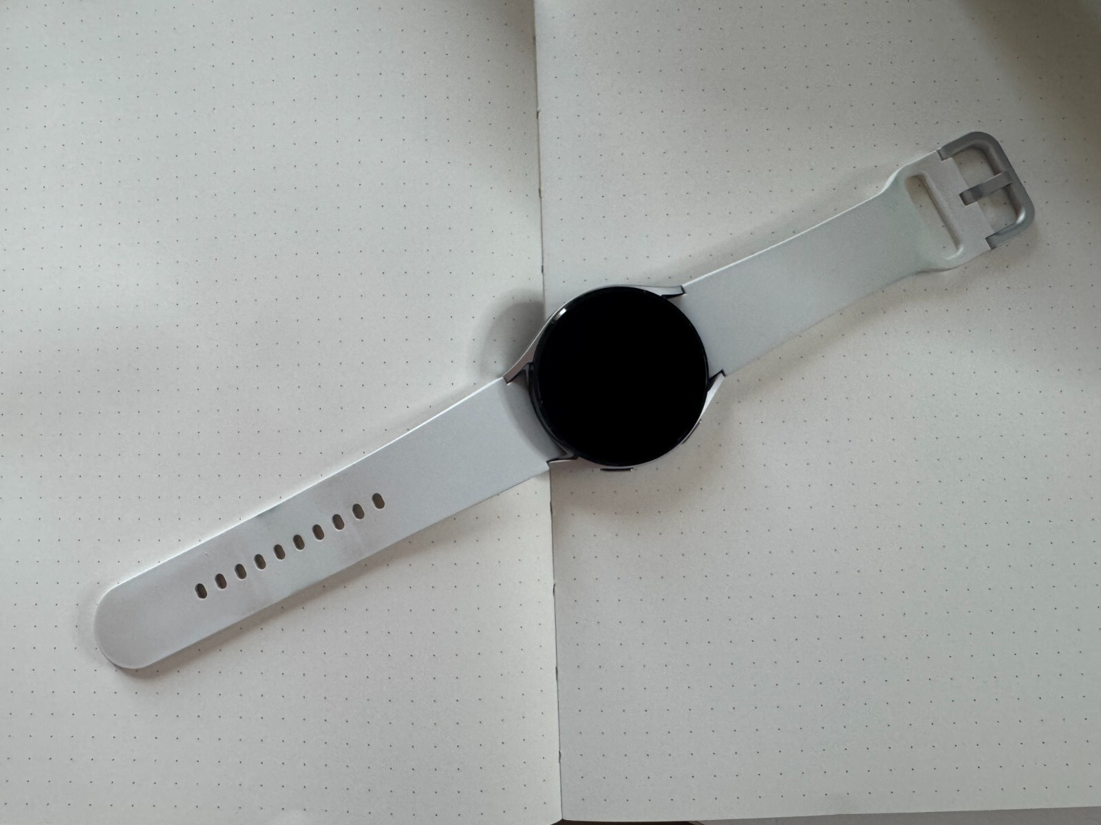 Samsung Galaxy Watch6 SM-R940 44mm Aluminum Case with Sport Band – Silver…