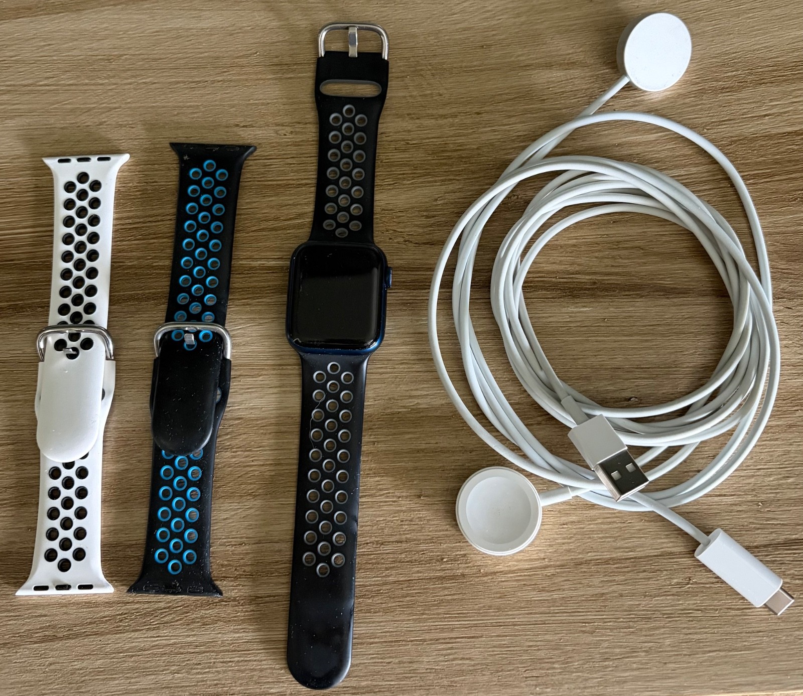 Apple Watch Series 6 (GPS + Cellular, 40mm) Used Very Good – Blue, w/Accessories