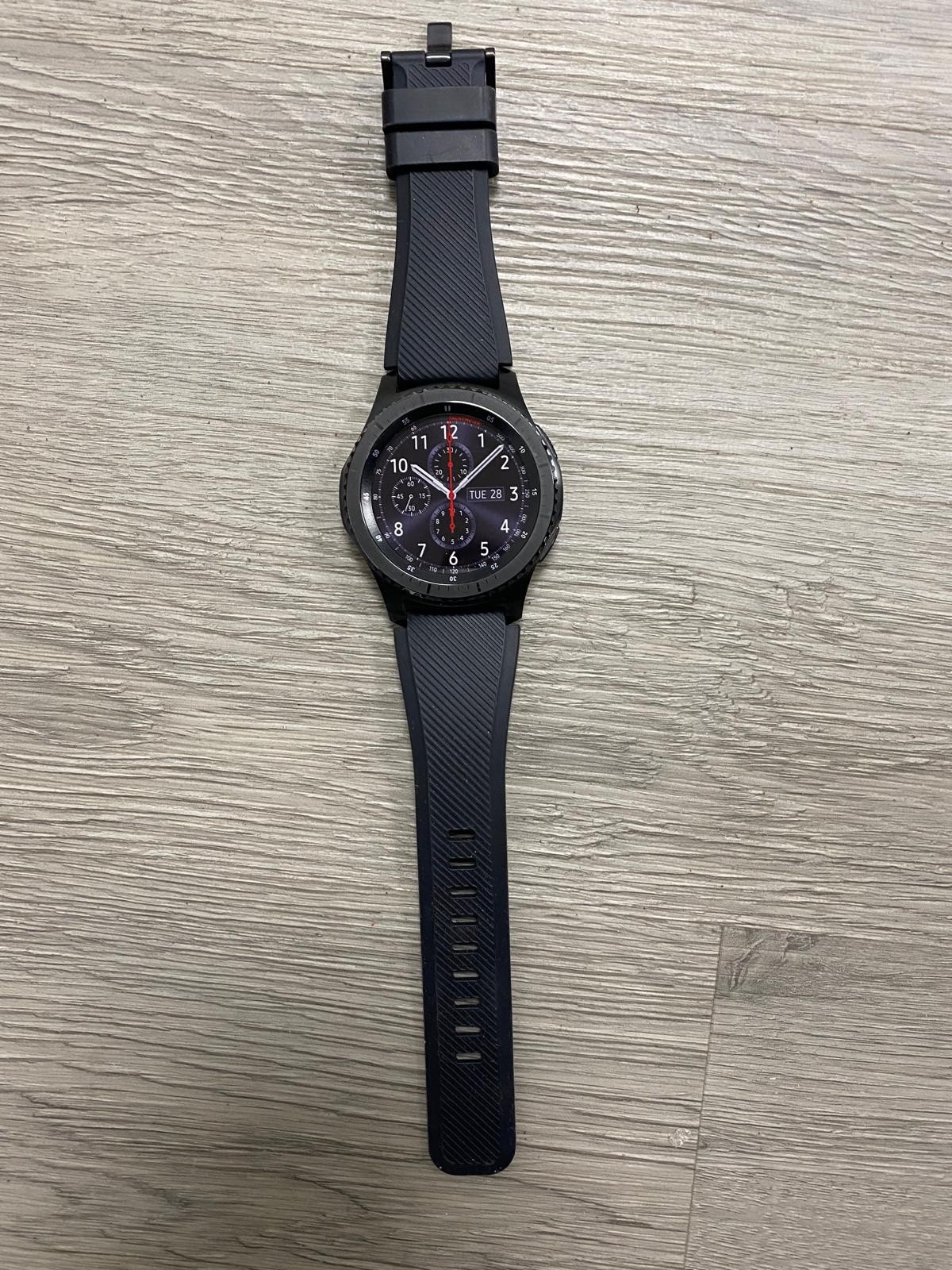 LOT OF 9 FOR PARTS/REPAIR Samsung Gear S3 Classic Smart Watch & MORE