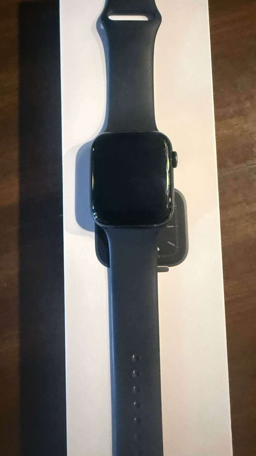 Apple Watch Series 5 (gps 40mm) – Space Gray Aluminum Case With Black Sport Ban