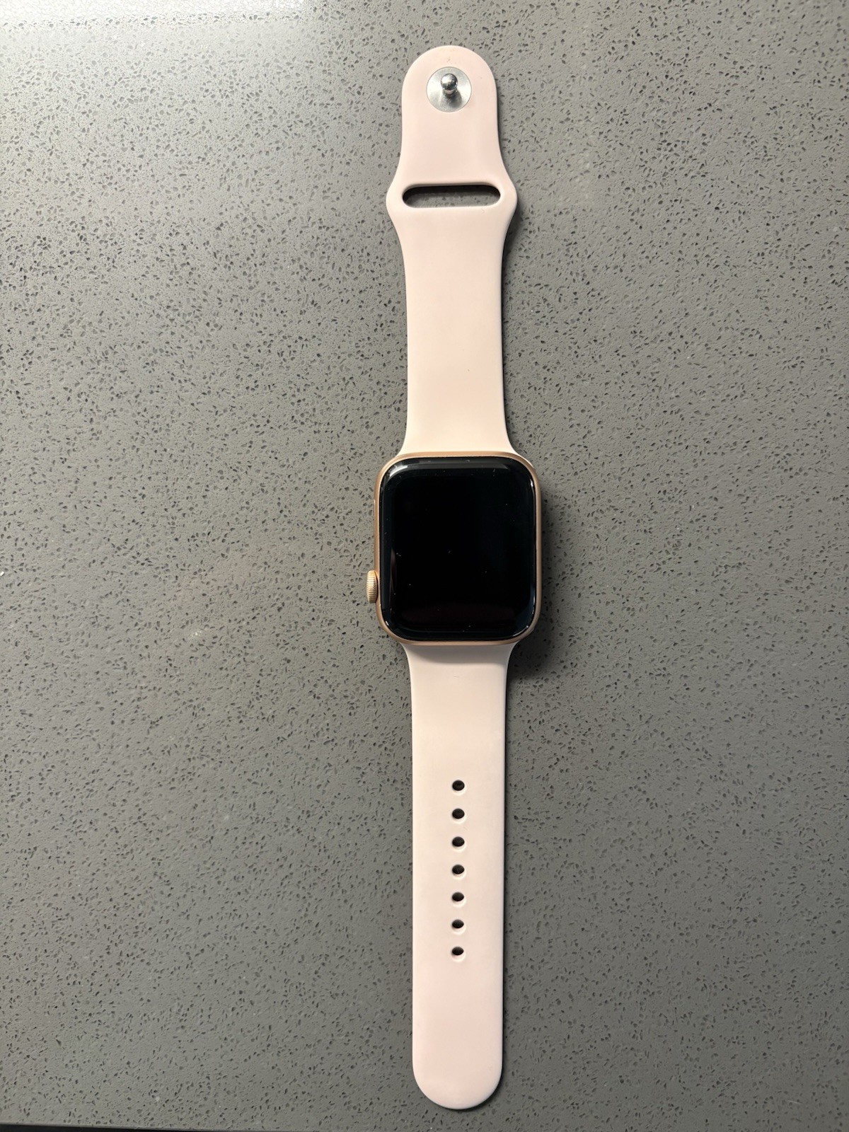 Apple Watch Series 5 44mm Gold Aluminum Case with Pink Sand Sport Band