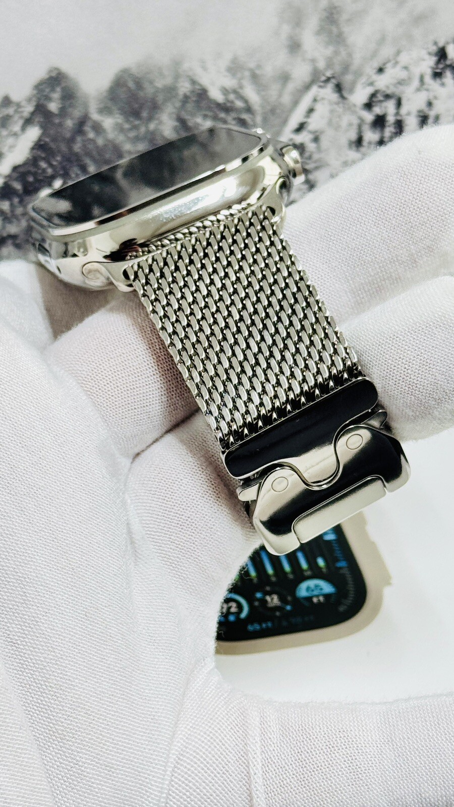Apple Watch ULTRA 2 49mm CUSTOM Diamond Polished Apple Titanium Milanese Loop