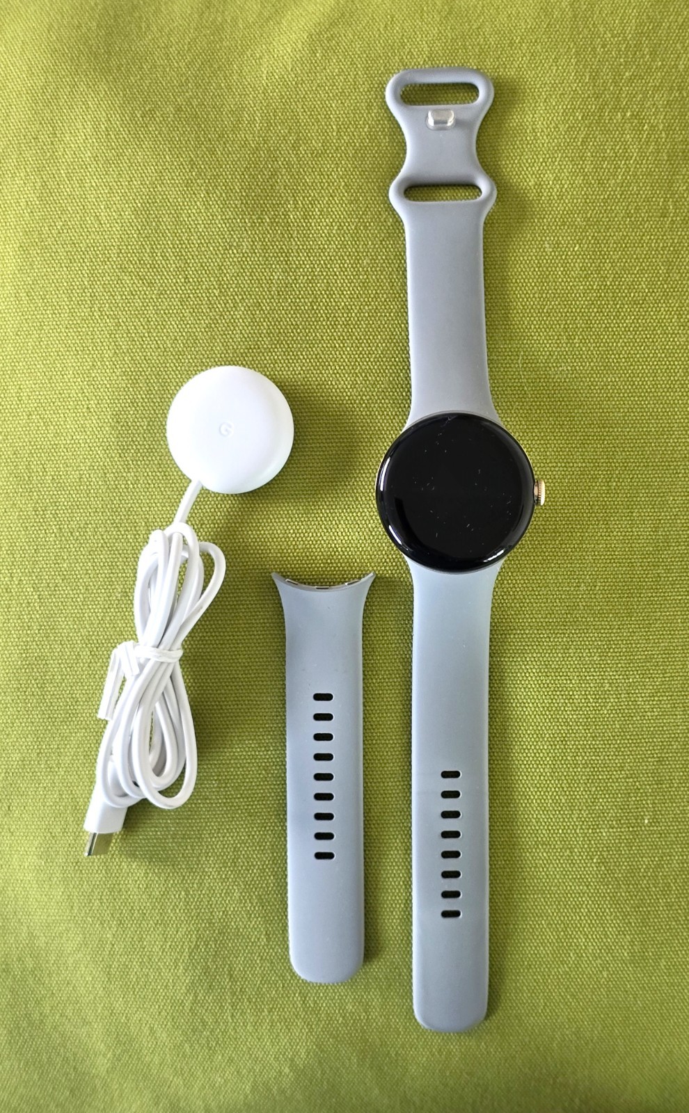 Google Pixel Watch (Wi-Fi, Silver), Excellent Condition, 41mm, 2 bands